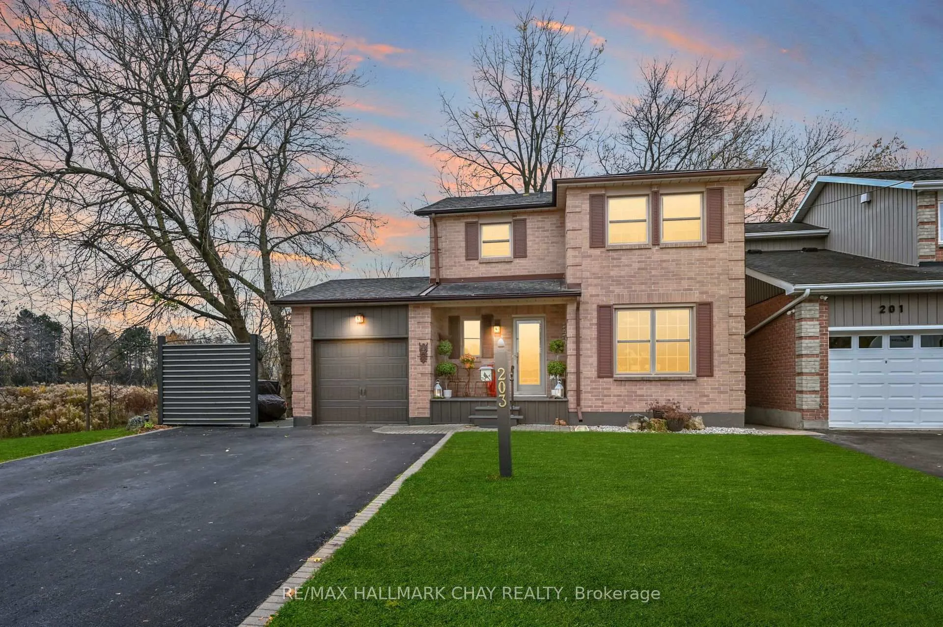 Photo 2 of 203 Albert Street E, New Tecumseth, Alliston — HOMEH
