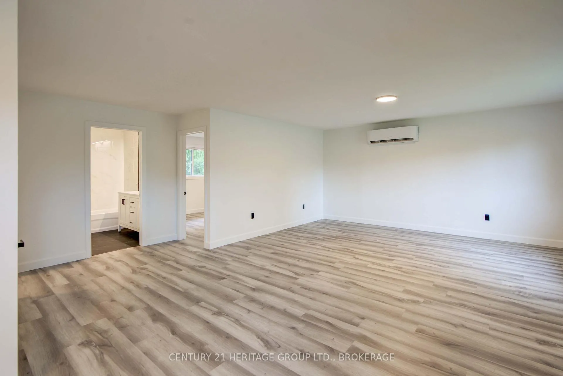 Photo 4 of 2831 Perth Road, Kingston, City North of 401 — HOMEH