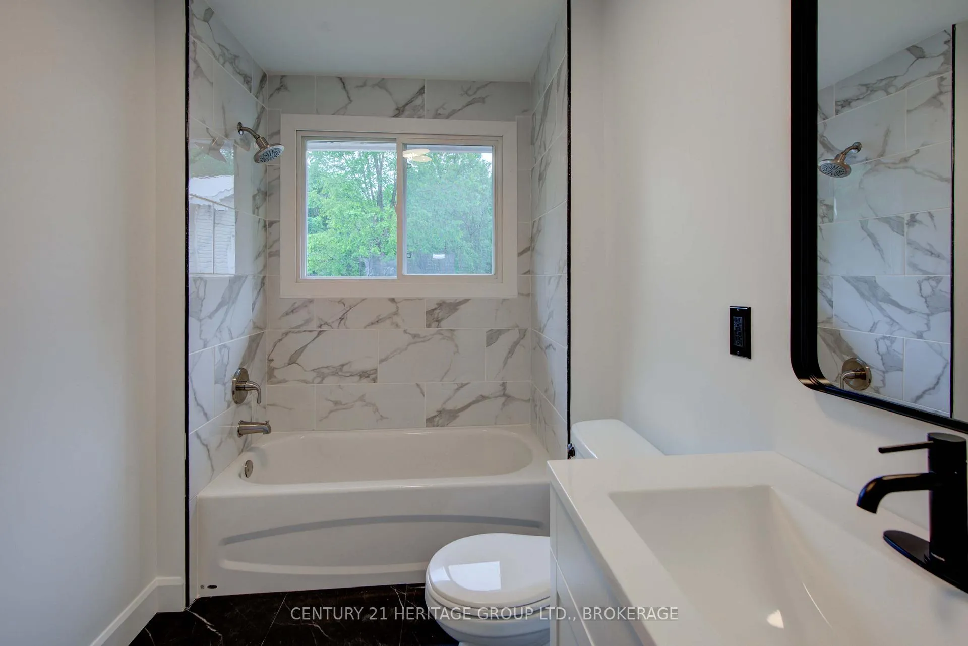 Photo 17 of 2831 Perth Road, Kingston, City North of 401 — HOMEH