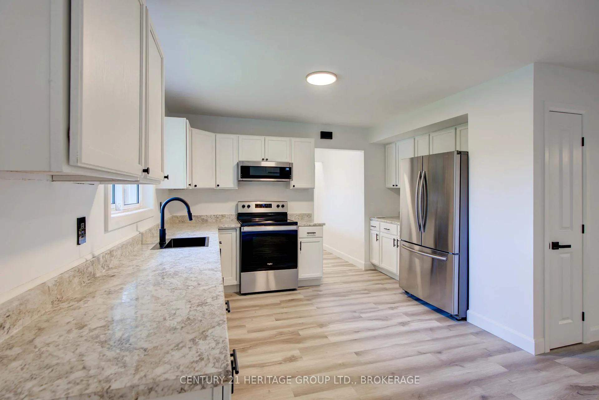 Photo 20 of 2831 Perth Road, Kingston, City North of 401 — HOMEH