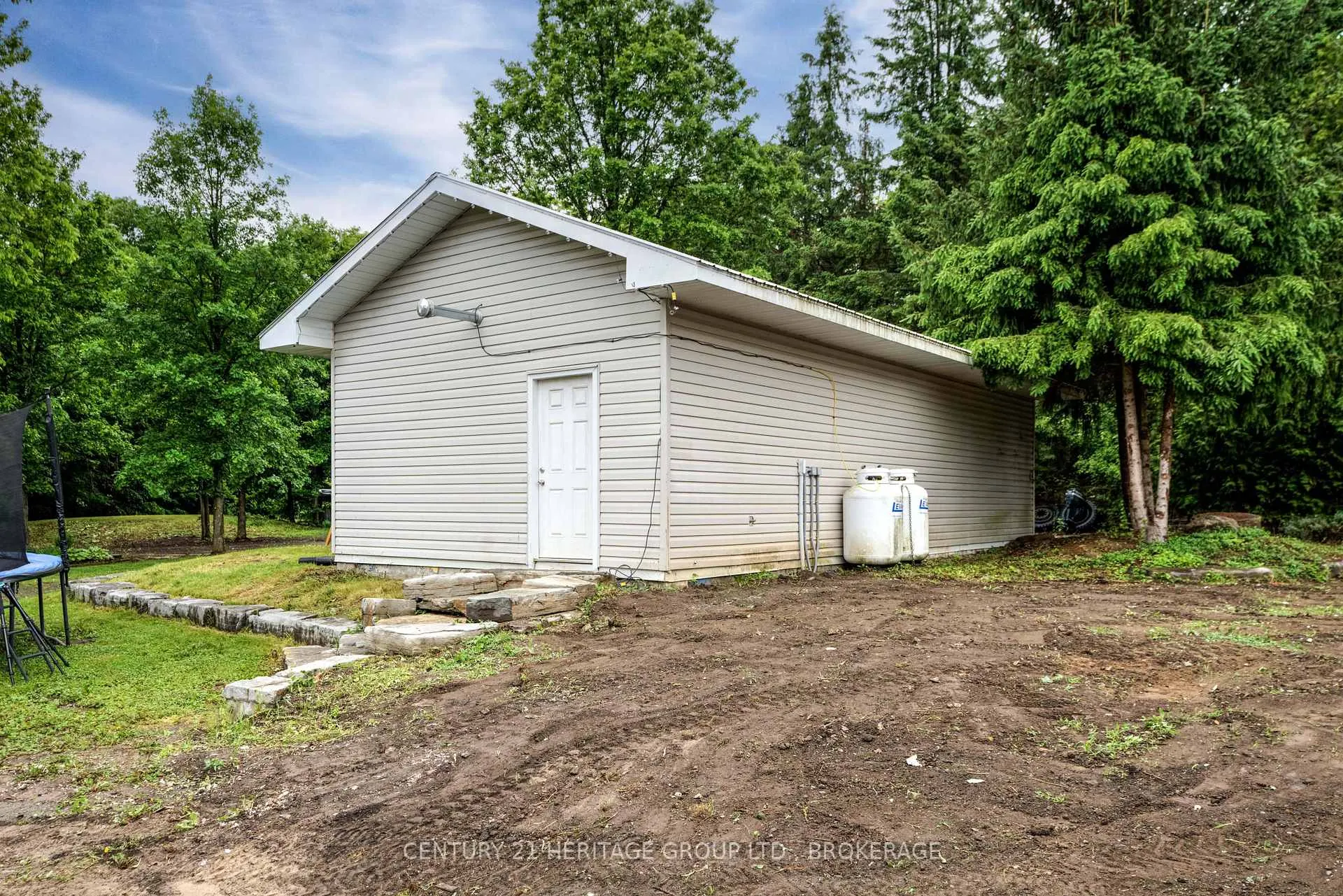 Photo 30 of 2831 Perth Road, Kingston, City North of 401 — HOMEH