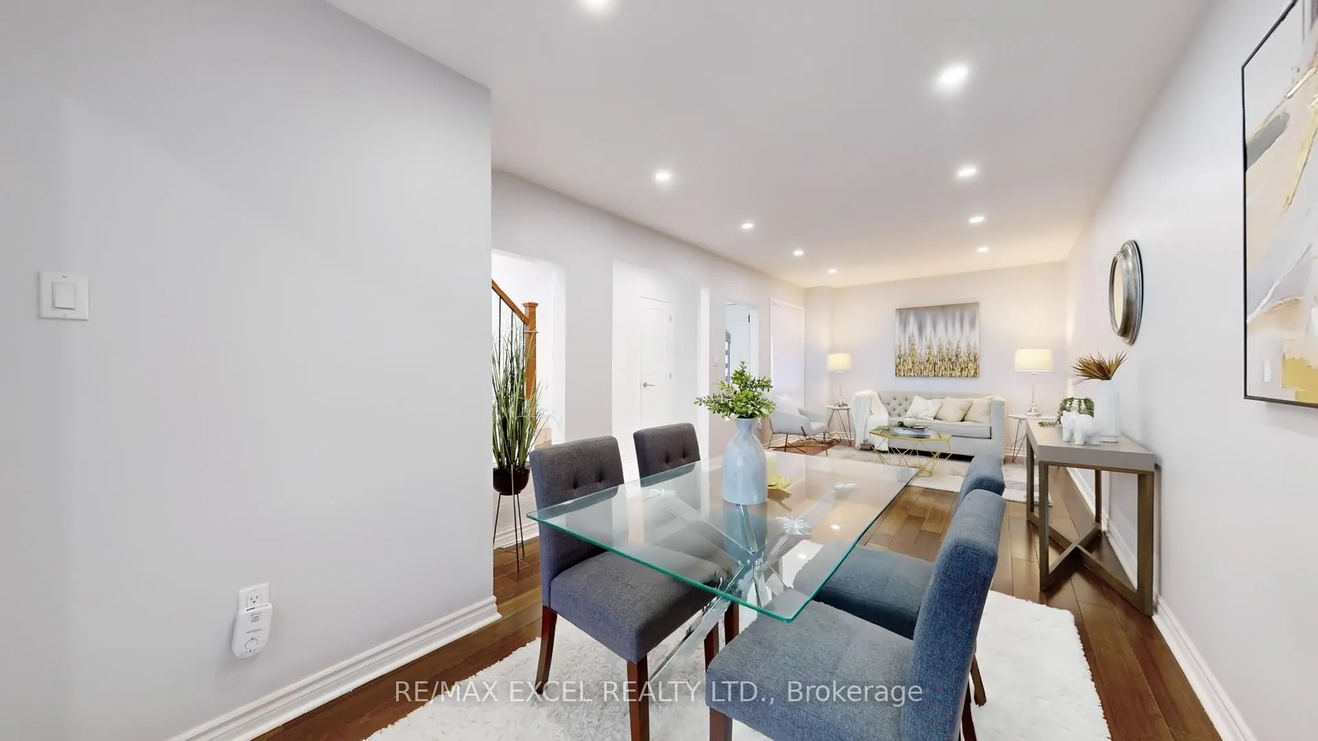 Photo 14 of 73 McCabe Crescent, Vaughan, Lakeview Estates — HOMEH
