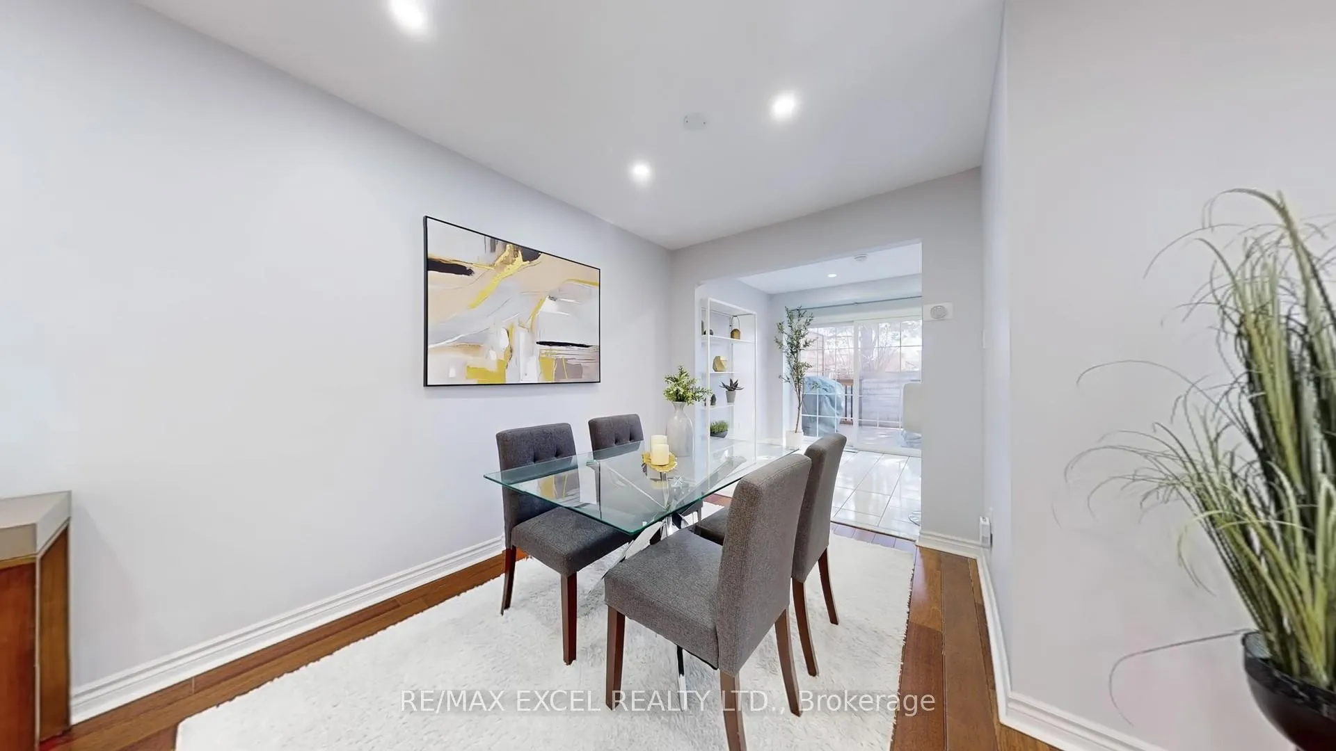 Photo 16 of 73 McCabe Crescent, Vaughan, Lakeview Estates — HOMEH