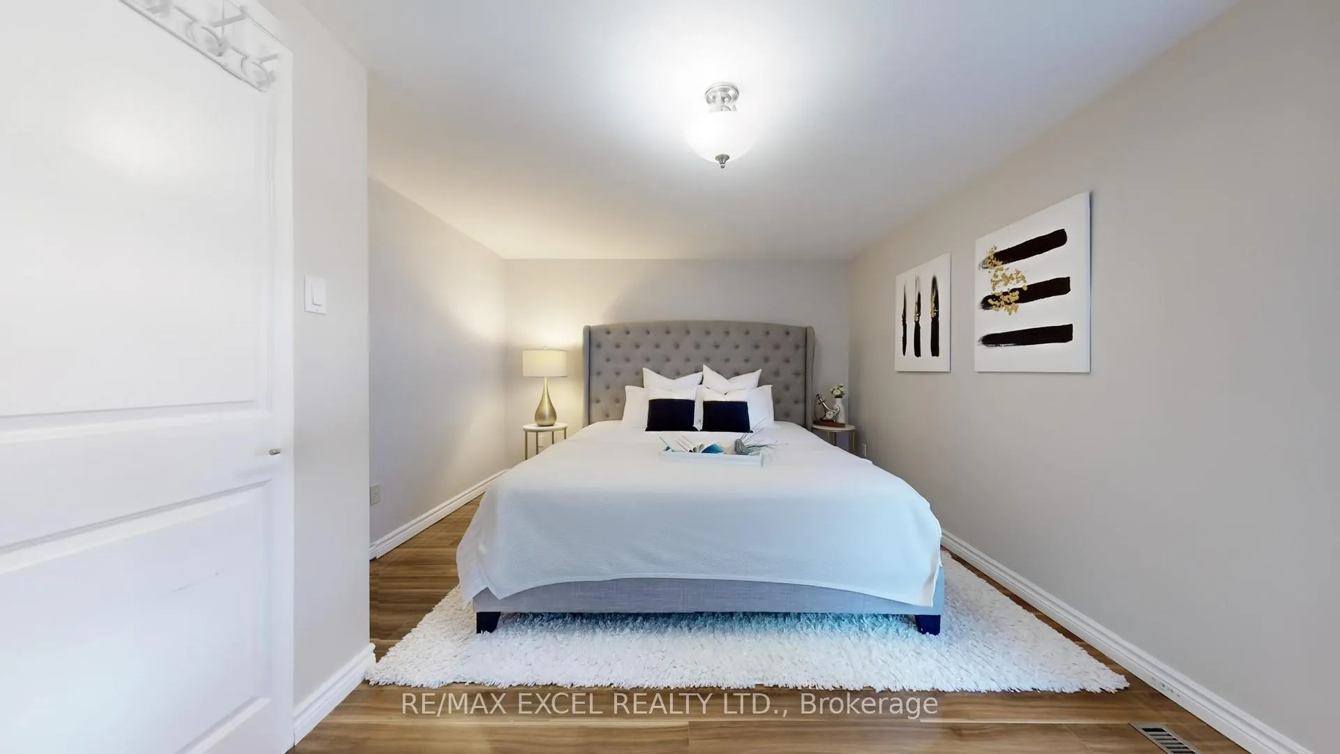 Photo 22 of 73 McCabe Crescent, Vaughan, Lakeview Estates — HOMEH