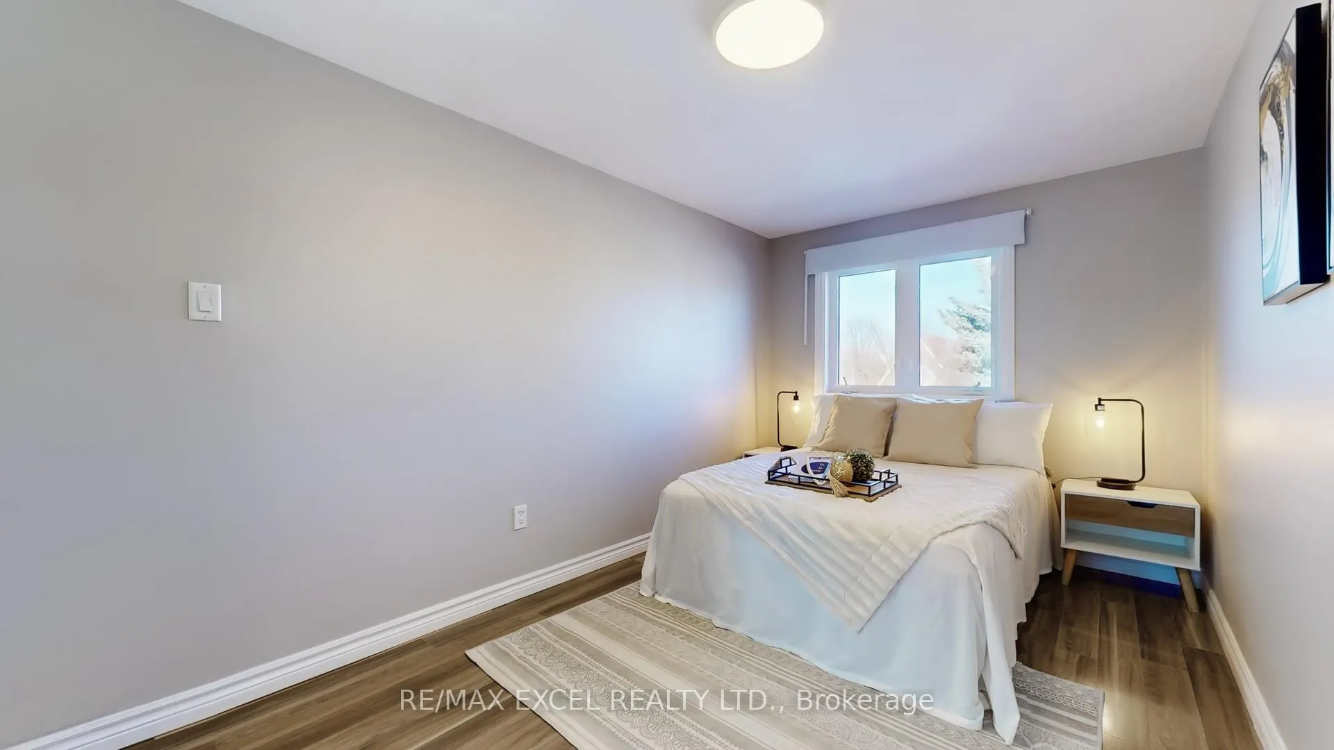 Photo 31 of 73 McCabe Crescent, Vaughan, Lakeview Estates — HOMEH