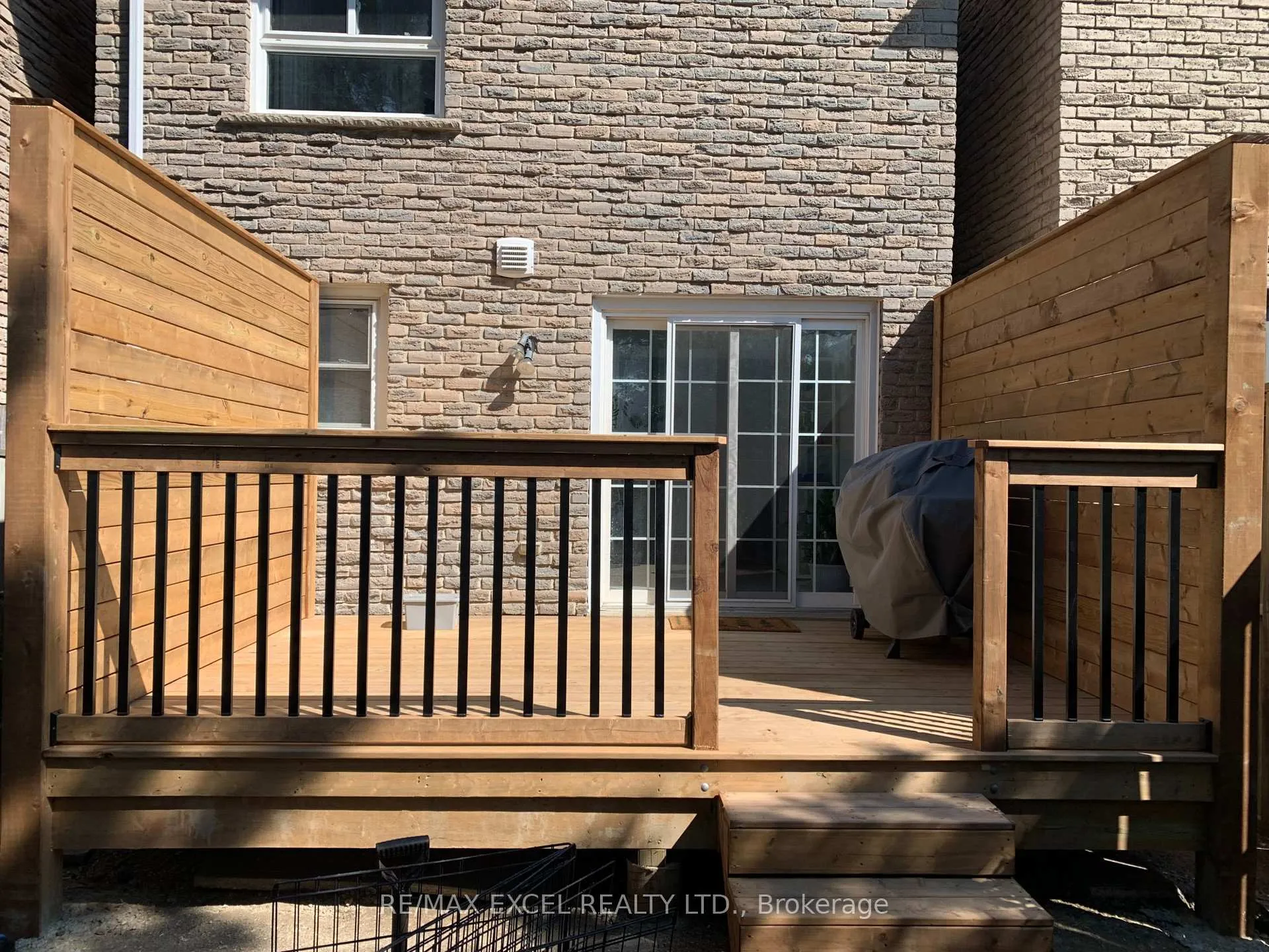 Photo 46 of 73 McCabe Crescent, Vaughan, Lakeview Estates — HOMEH