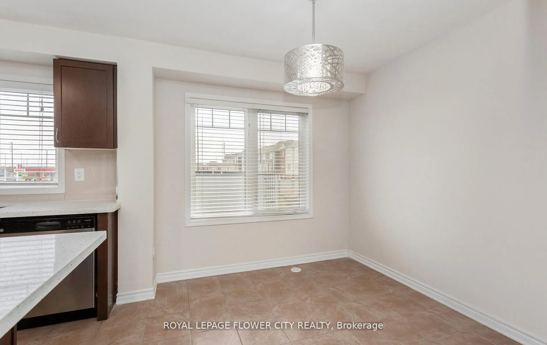 Photo 22 of 16 Quillberry Close, Brampton, Northwest Brampton — HOMEH