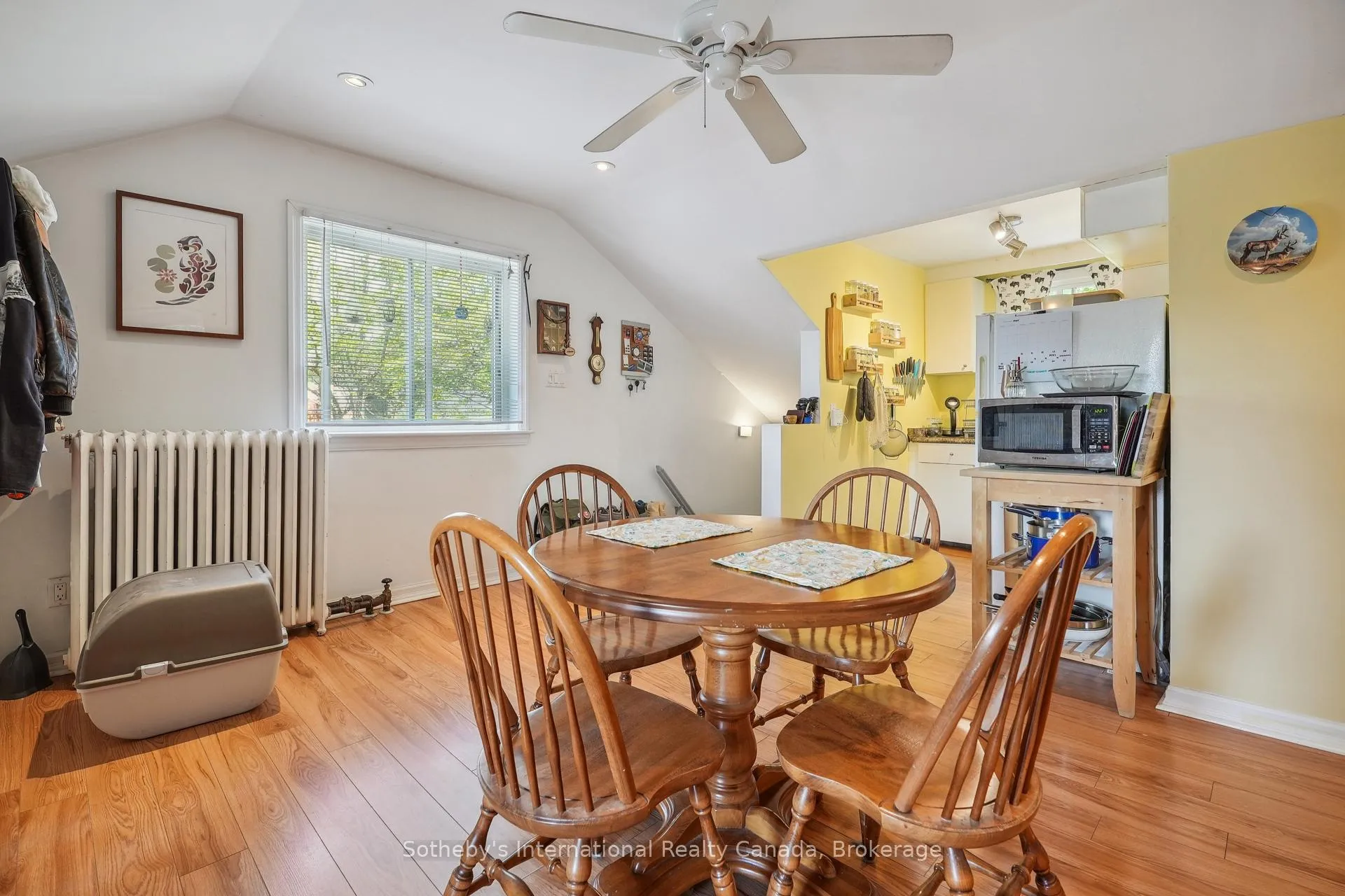 Photo 24 of 224 Napier Street, Hamilton, Strathcona — HOMEH