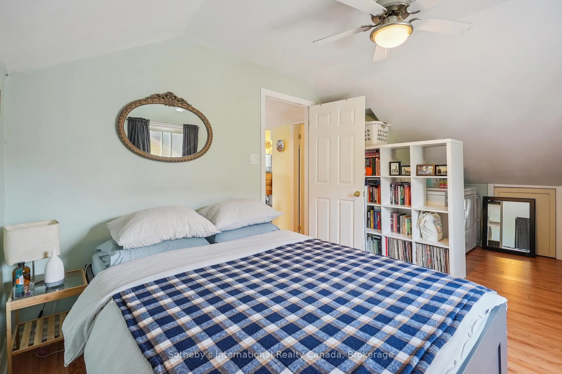 Photo 29 of 224 Napier Street, Hamilton, Strathcona — HOMEH