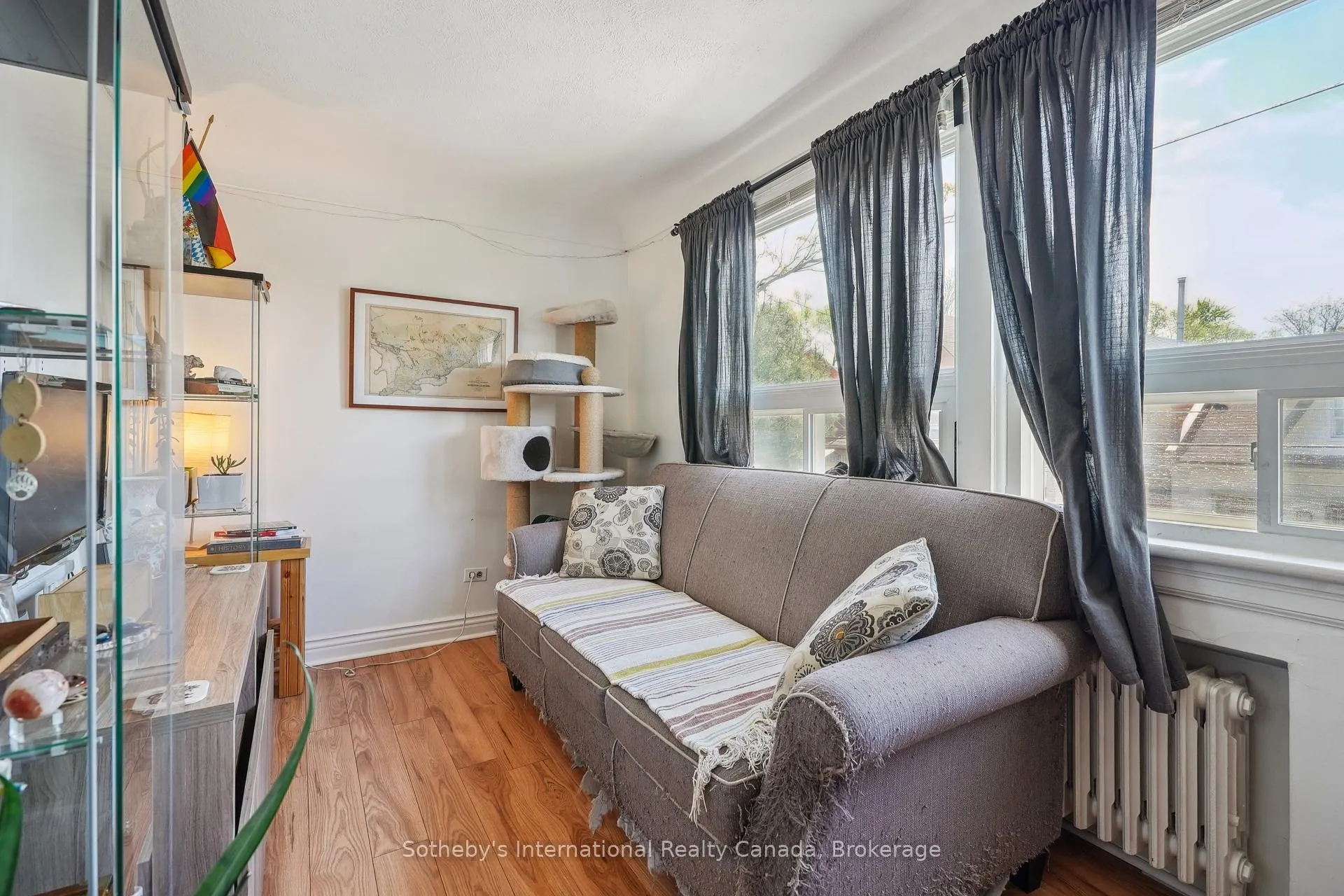 Photo 31 of 224 Napier Street, Hamilton, Strathcona — HOMEH