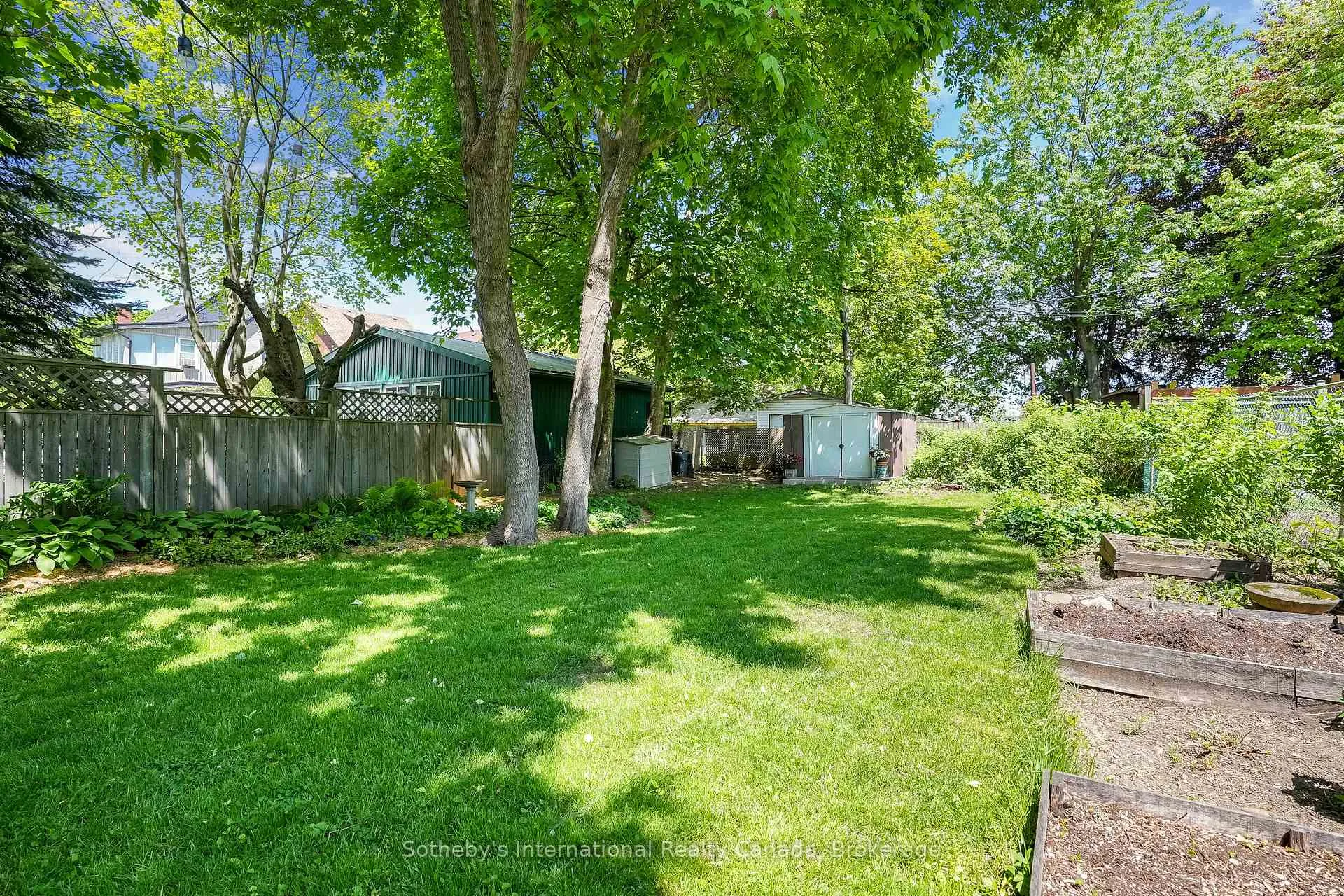 Photo 38 of 224 Napier Street, Hamilton, Strathcona — HOMEH