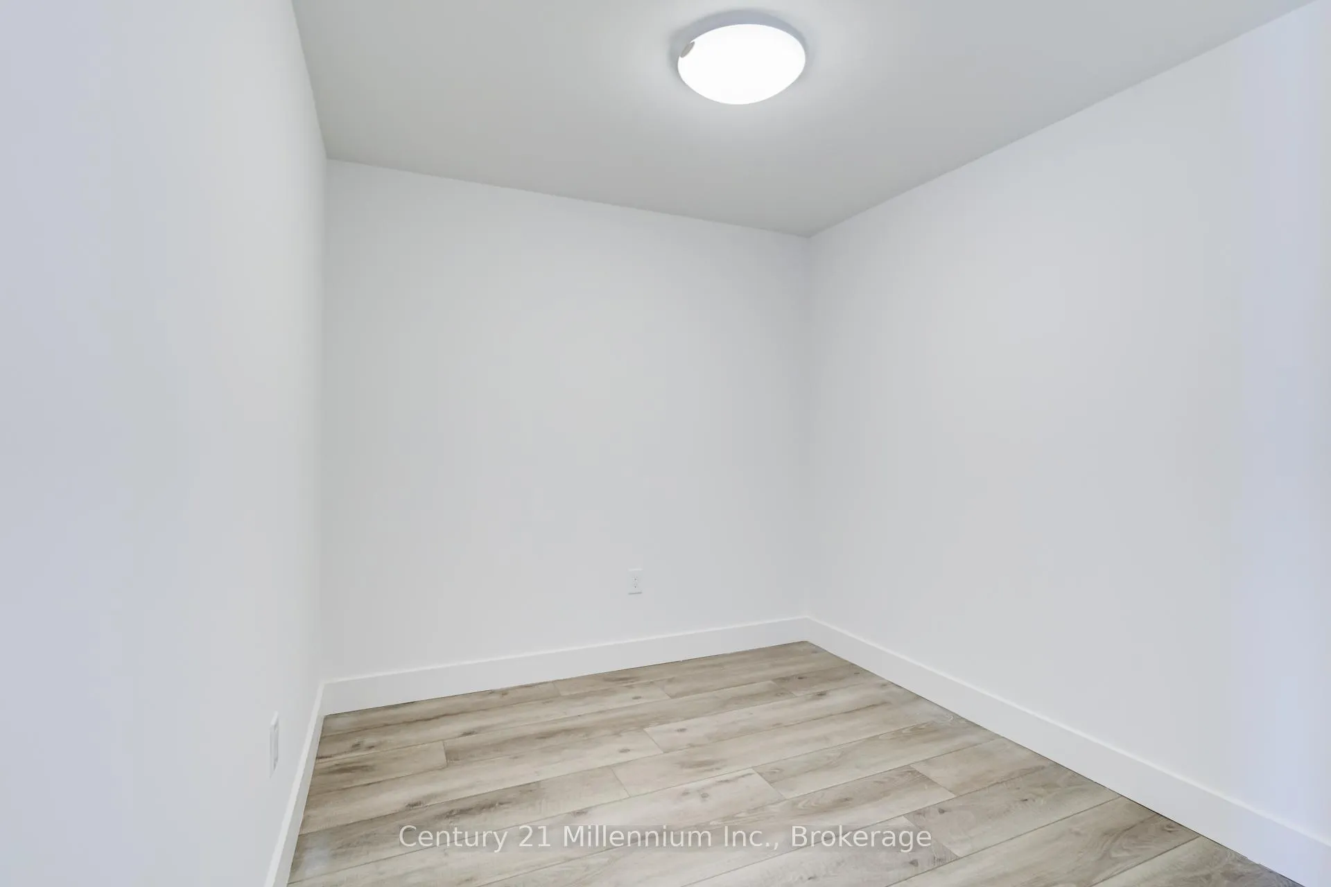 Photo 8 of Unit 519, 4 Kimberly Lane, Collingwood — HOMEH