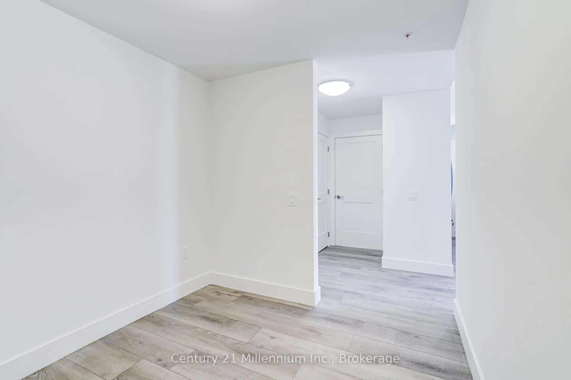Photo 9 of Unit 519, 4 Kimberly Lane, Collingwood — HOMEH