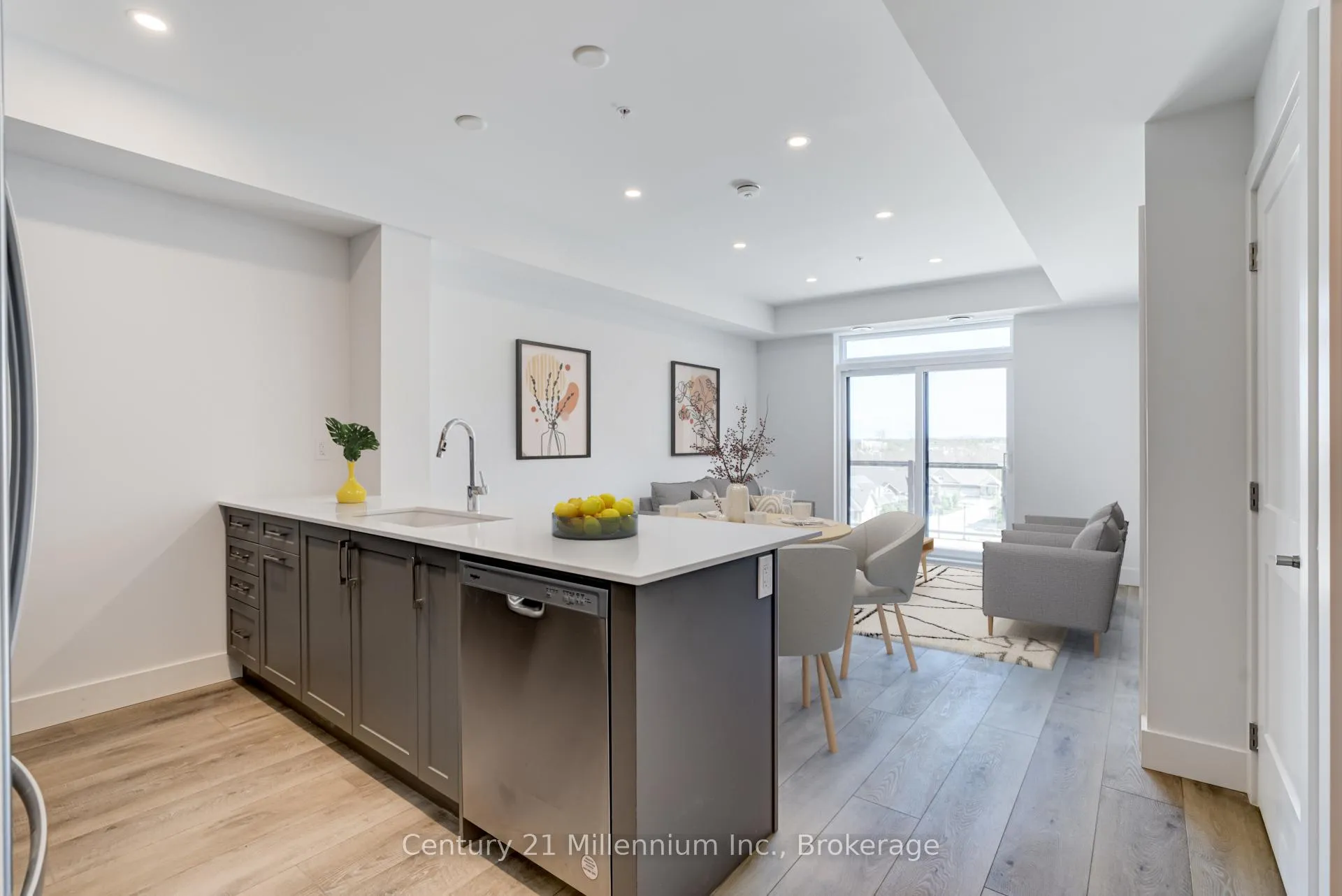 Photo 12 of Unit 519, 4 Kimberly Lane, Collingwood — HOMEH