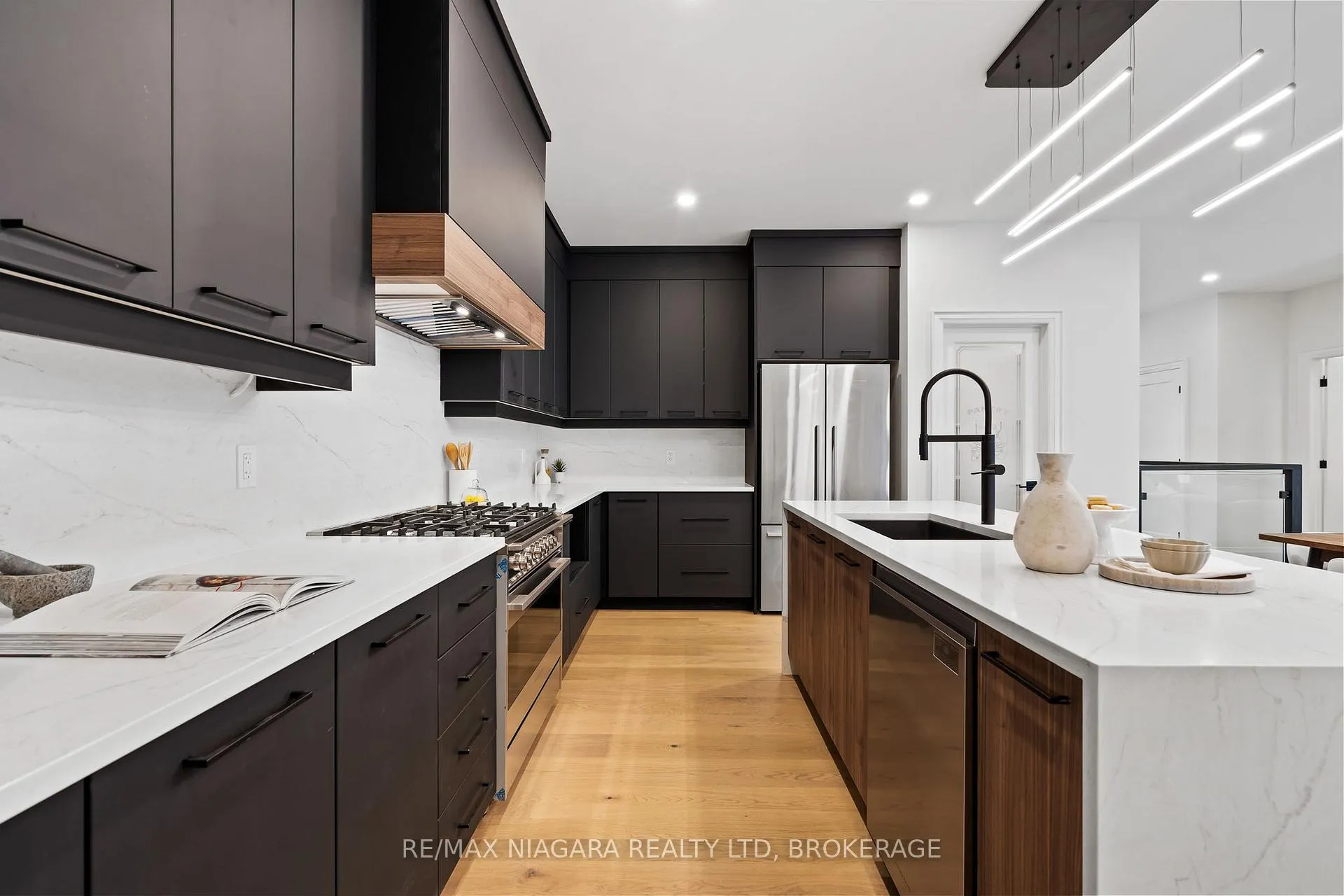 Photo 11 of 18 Accursi Crescent, Pelham, Fonthill — HOMEH