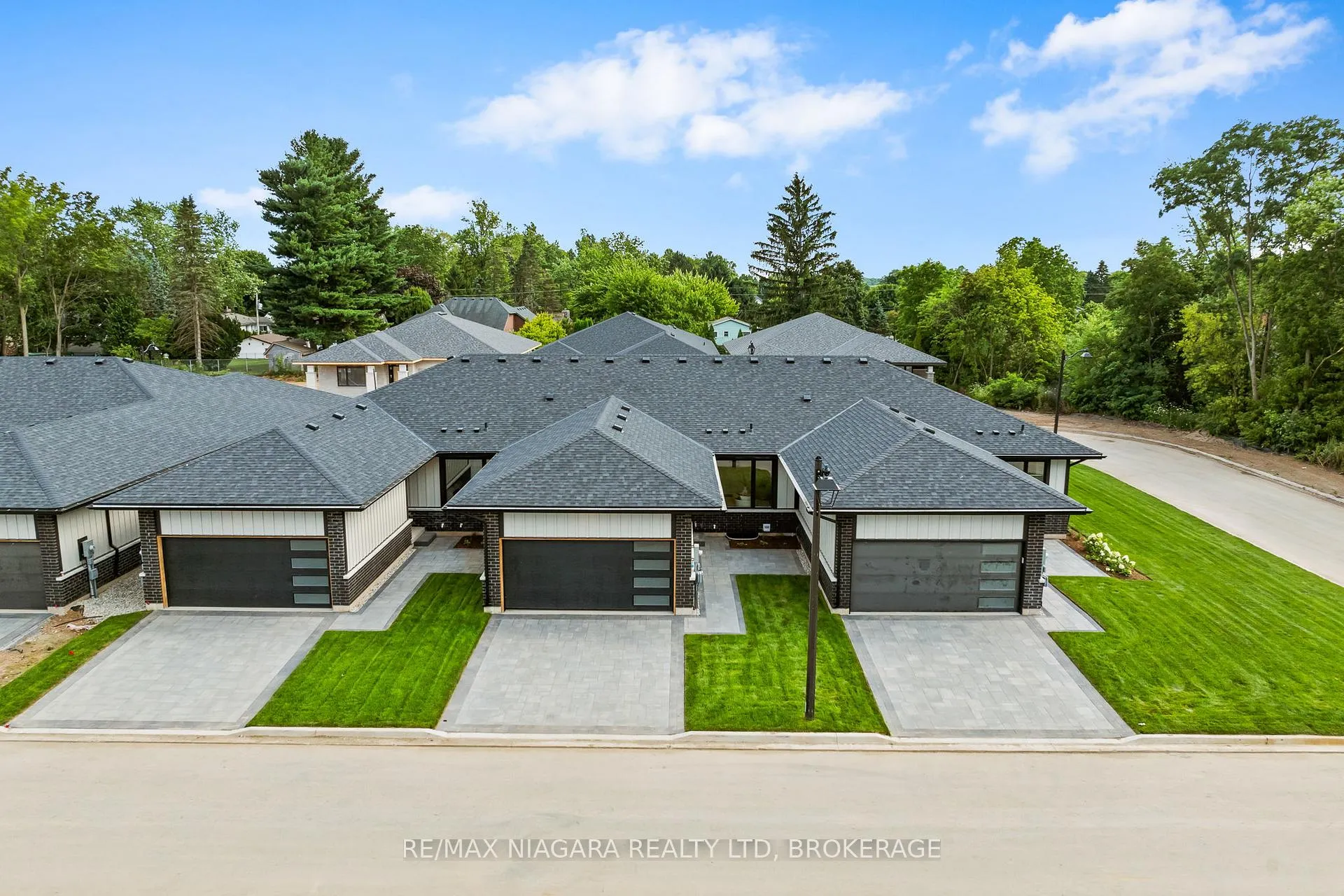 Photo 29 of 18 Accursi Crescent, Pelham, Fonthill — HOMEH