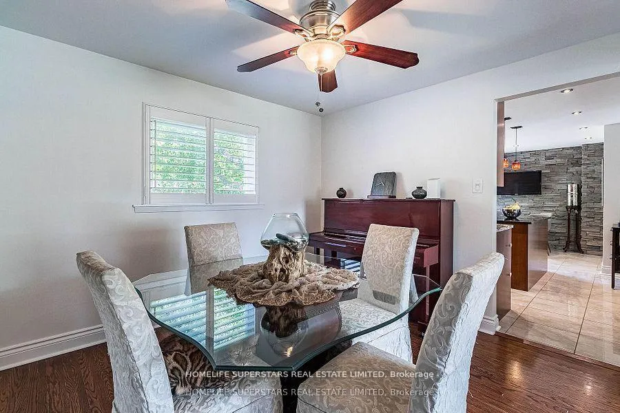 Photo 8 of 20 Beechwood Crescent, Brampton, Avondale — HOMEH