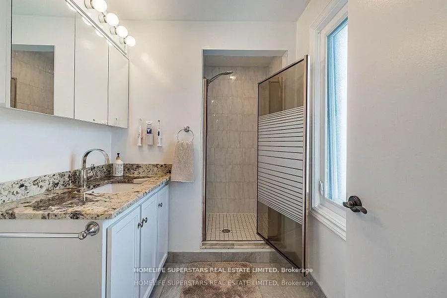 Photo 20 of 20 Beechwood Crescent, Brampton, Avondale — HOMEH