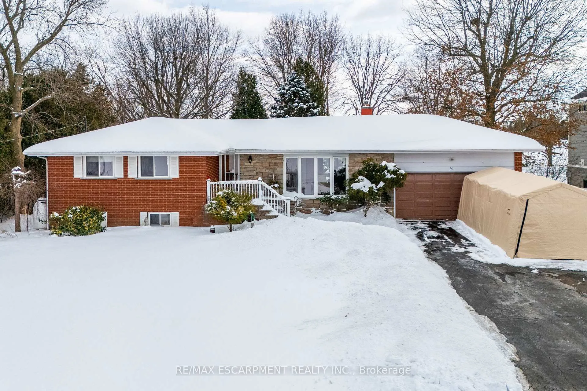 Photo 1 of 14 Shelton Lane, Hamilton, Rural Flamborough — HOMEH