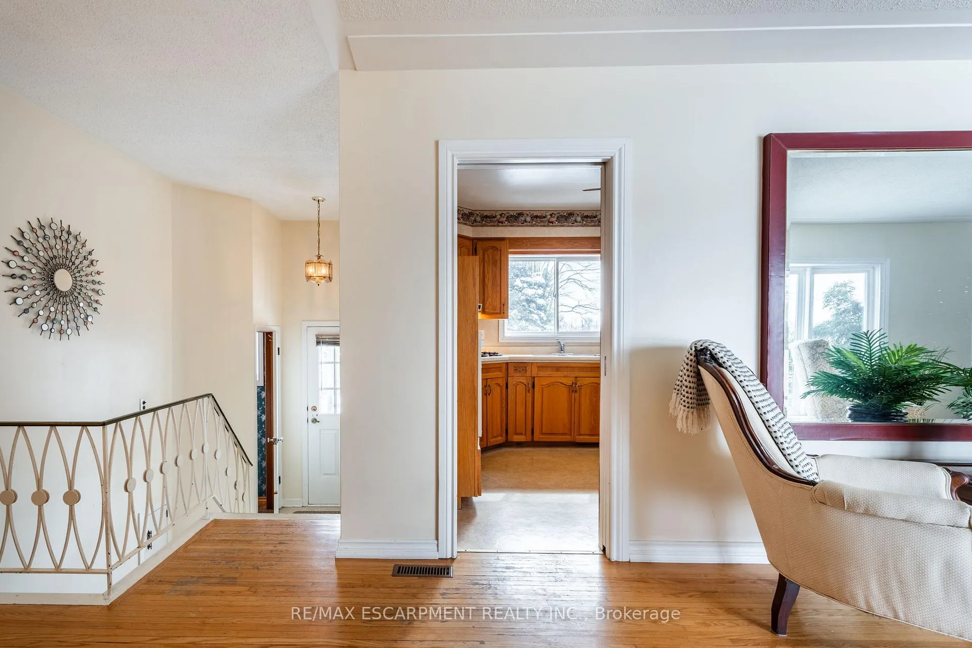 Photo 4 of 14 Shelton Lane, Hamilton, Rural Flamborough — HOMEH