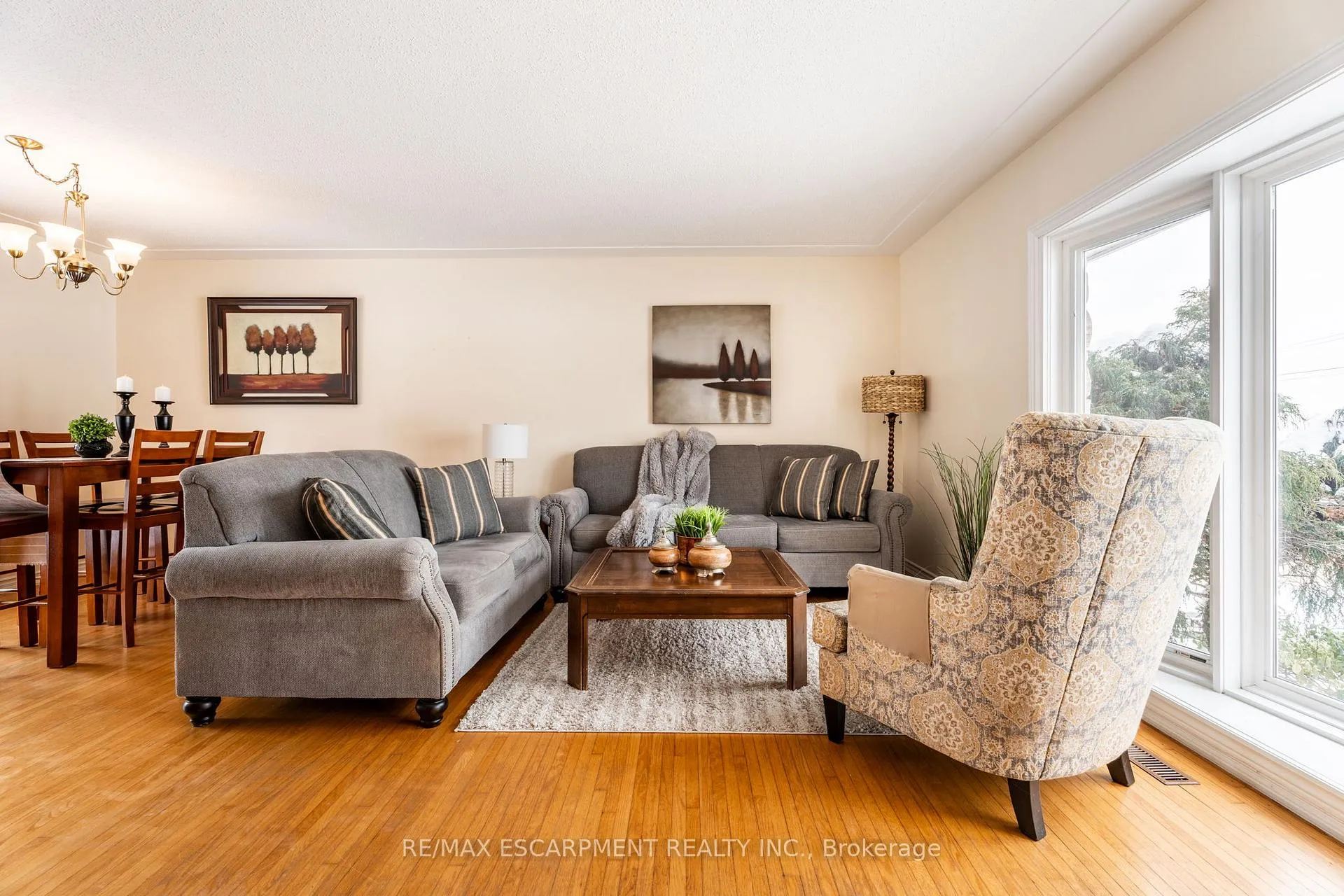 Photo 6 of 14 Shelton Lane, Hamilton, Rural Flamborough — HOMEH