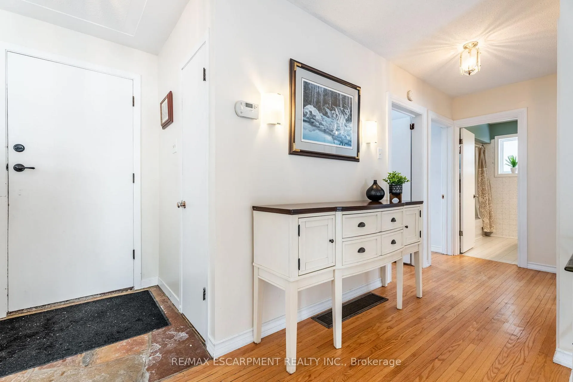 Photo 18 of 14 Shelton Lane, Hamilton, Rural Flamborough — HOMEH