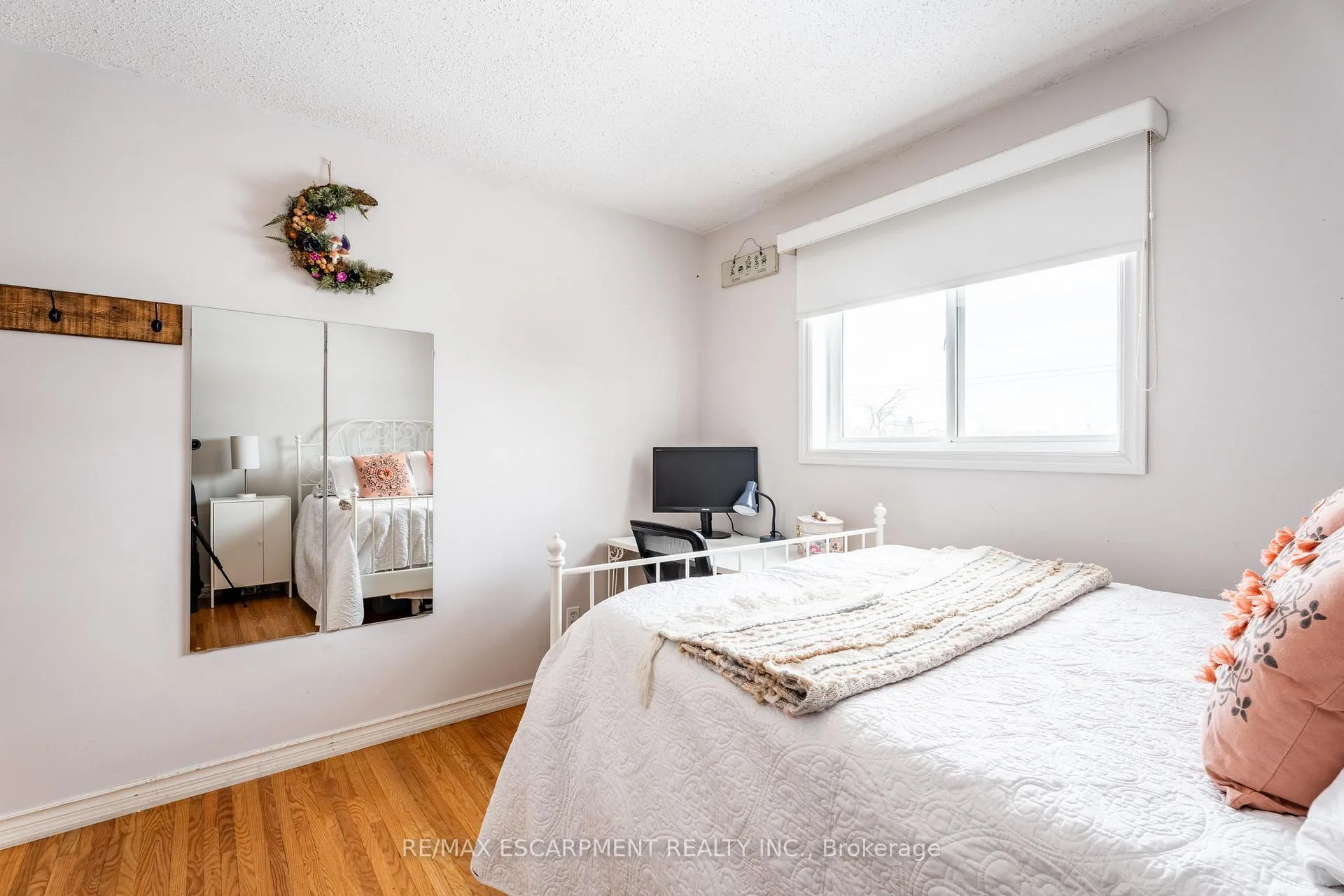 Photo 26 of 14 Shelton Lane, Hamilton, Rural Flamborough — HOMEH
