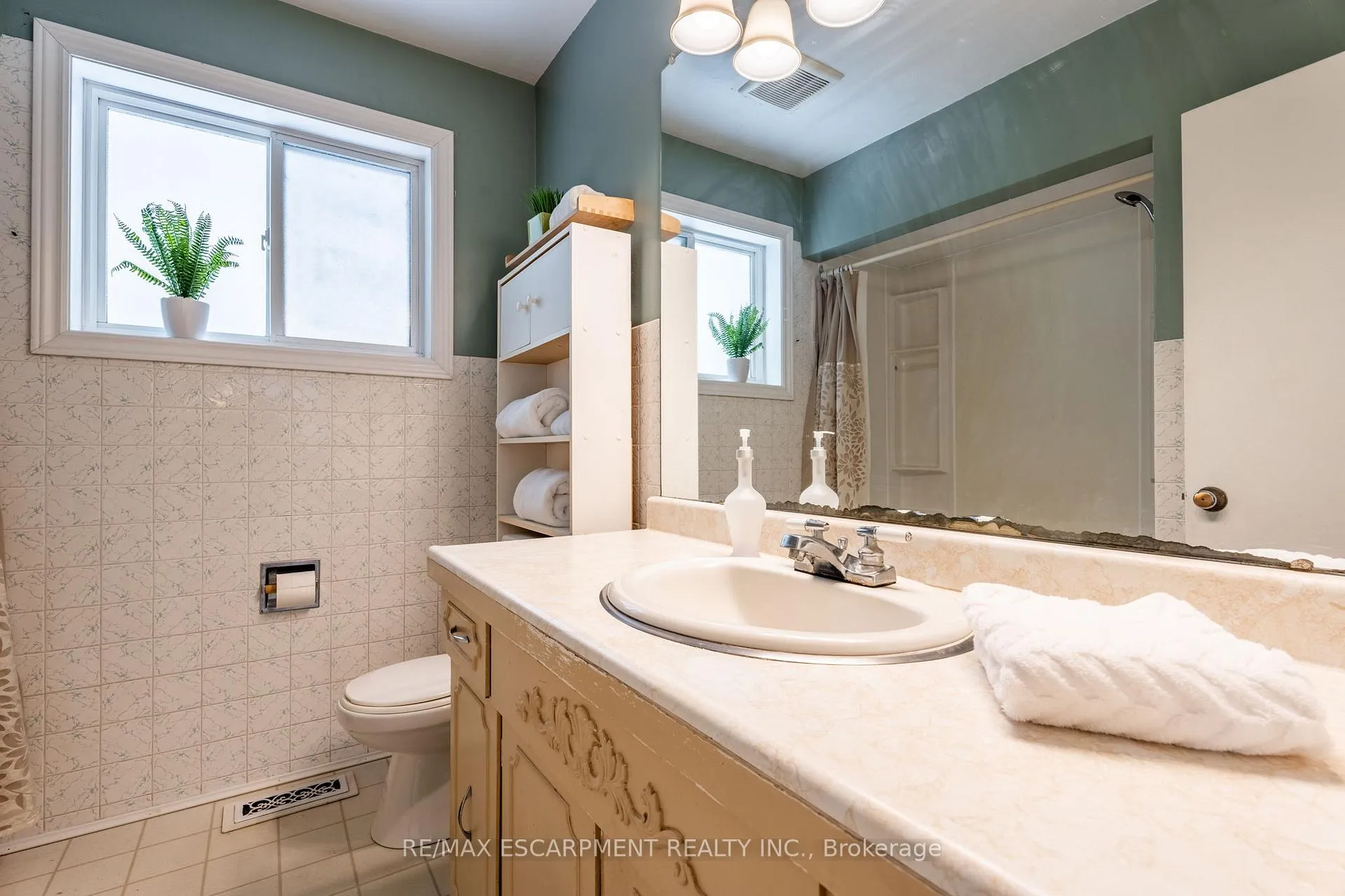 Photo 27 of 14 Shelton Lane, Hamilton, Rural Flamborough — HOMEH