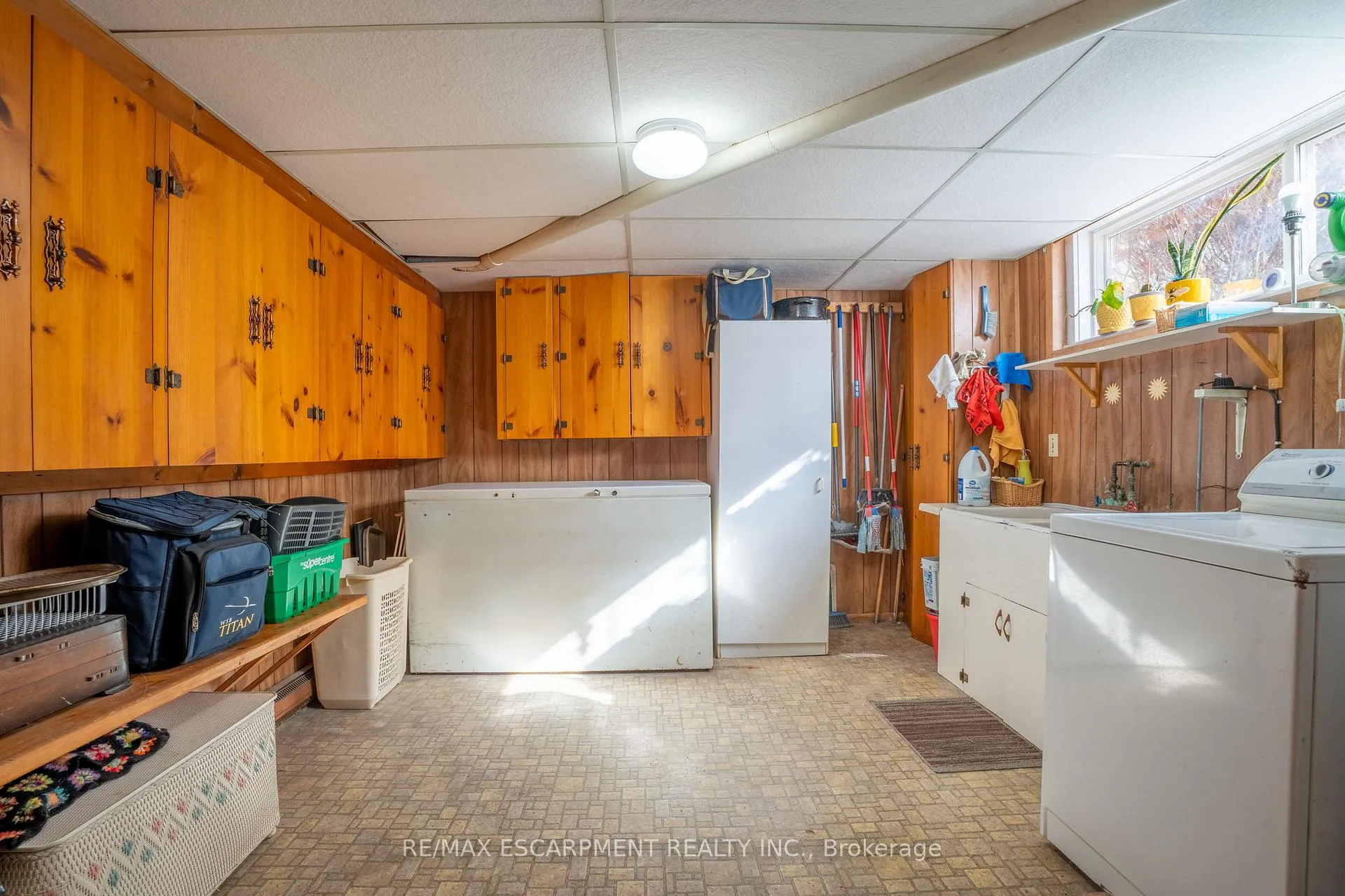 Photo 34 of 14 Shelton Lane, Hamilton, Rural Flamborough — HOMEH