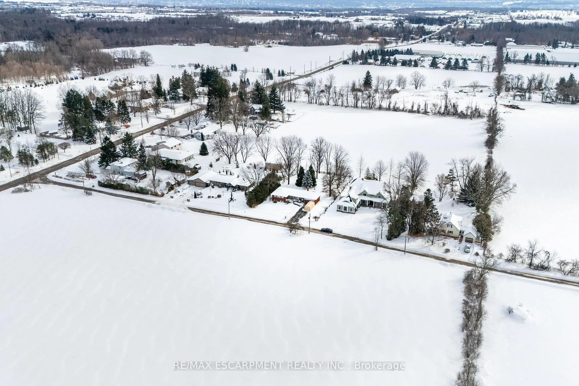 Photo 38 of 14 Shelton Lane, Hamilton, Rural Flamborough — HOMEH