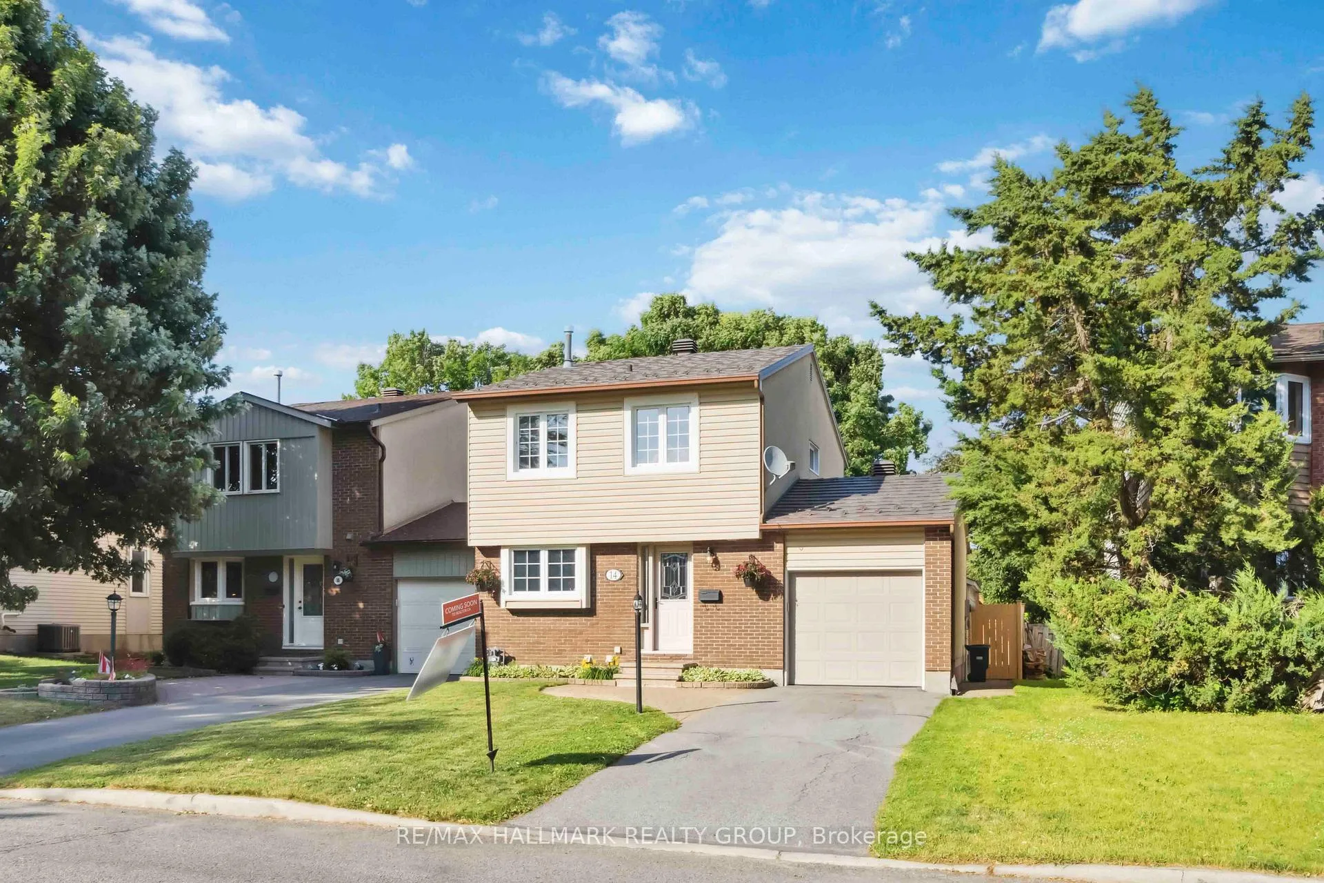 Photo 1 of 14 Whelan Drive, Ottawa, Barrhaven - Pheasant Run — HOMEH