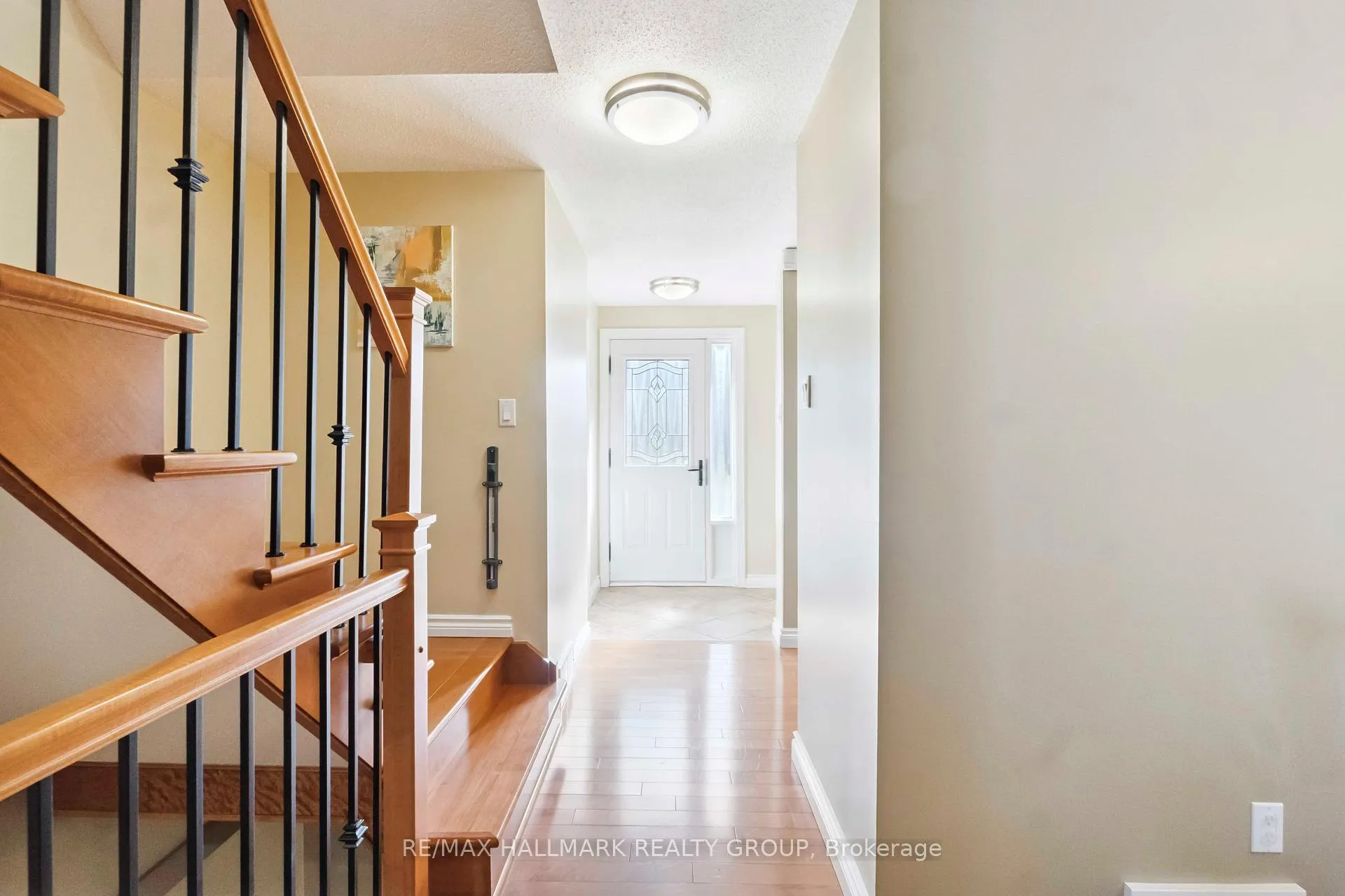 Photo 10 of 14 Whelan Drive, Ottawa, Barrhaven - Pheasant Run — HOMEH