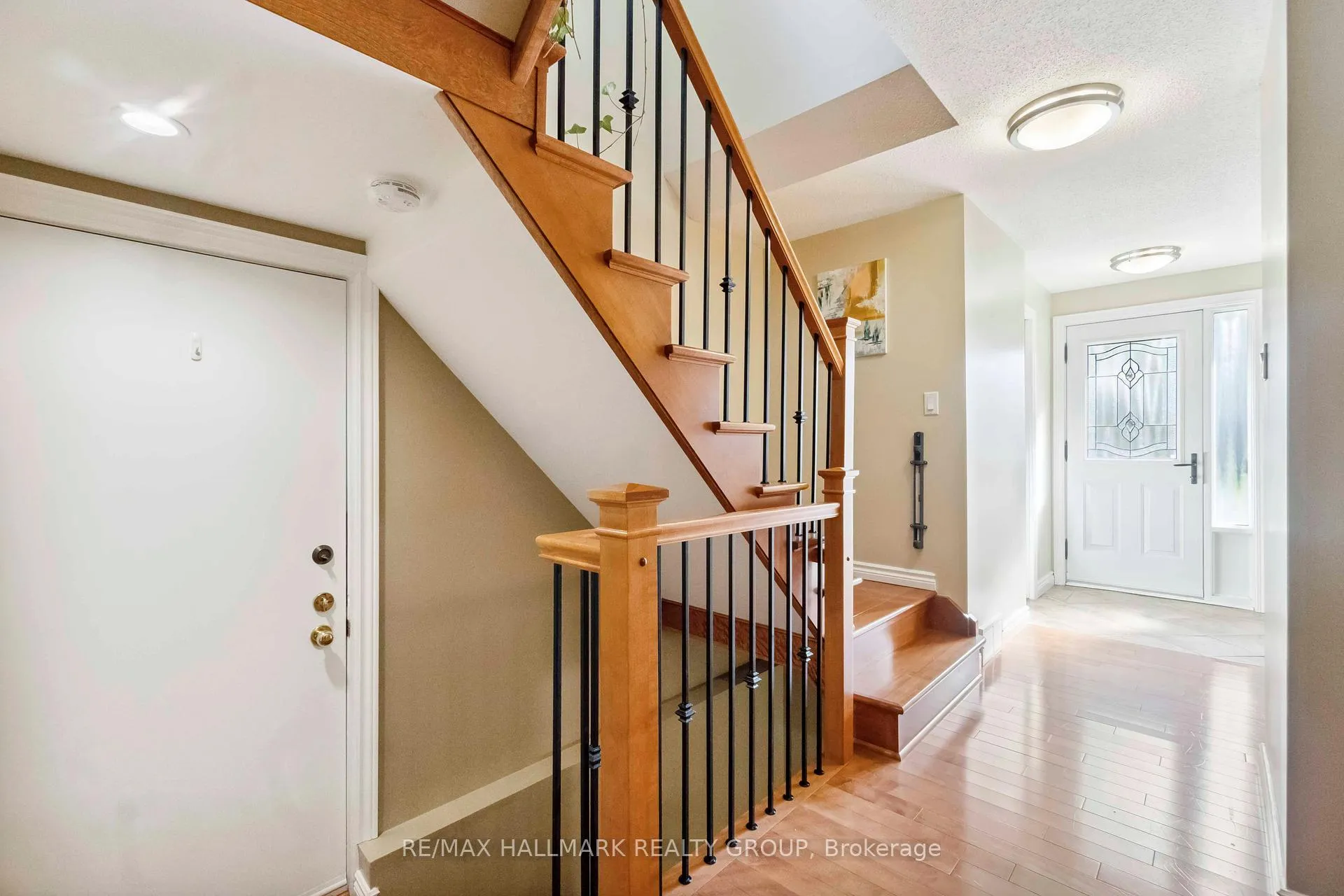 Photo 12 of 14 Whelan Drive, Ottawa, Barrhaven - Pheasant Run — HOMEH
