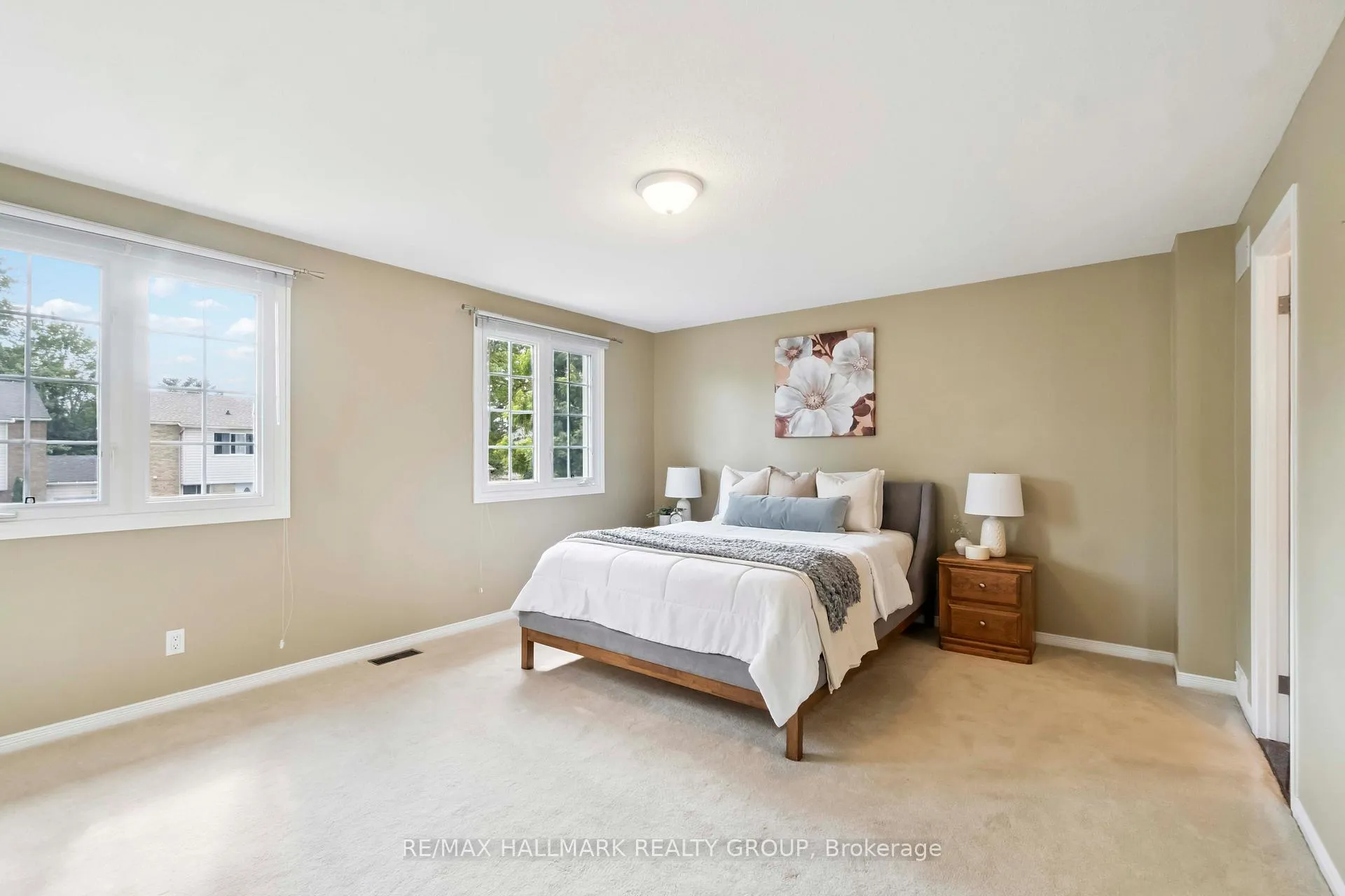 Photo 23 of 14 Whelan Drive, Ottawa, Barrhaven - Pheasant Run — HOMEH