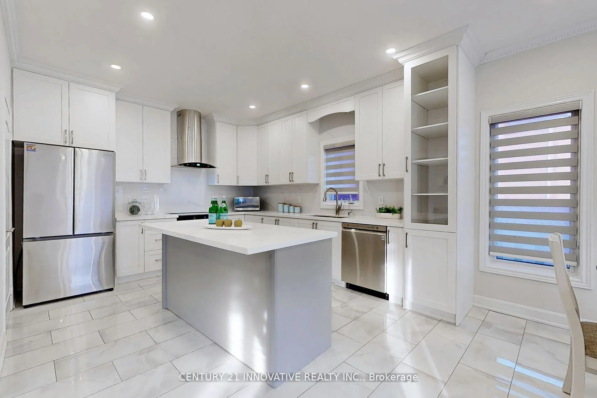Photo 8 of 33 Ferncliffe Crescent, Markham, Cedarwood — HOMEH