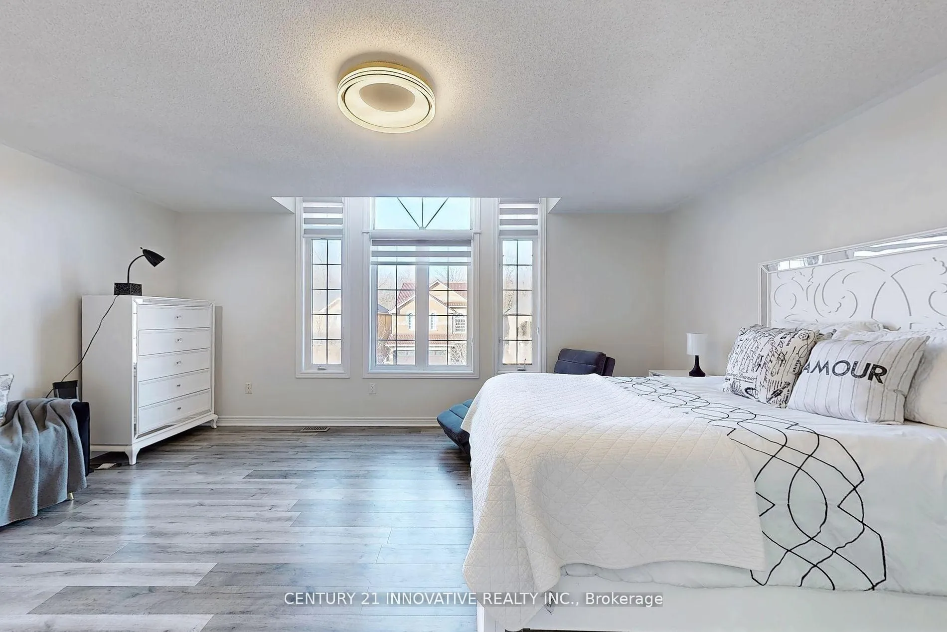 Photo 25 of 33 Ferncliffe Crescent, Markham, Cedarwood — HOMEH
