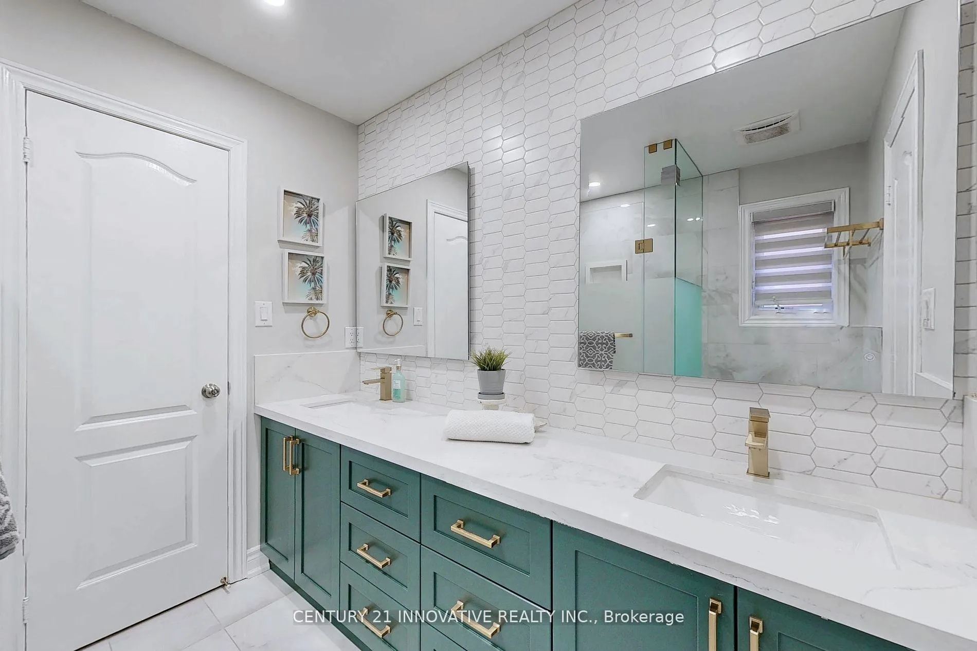 Photo 30 of 33 Ferncliffe Crescent, Markham, Cedarwood — HOMEH