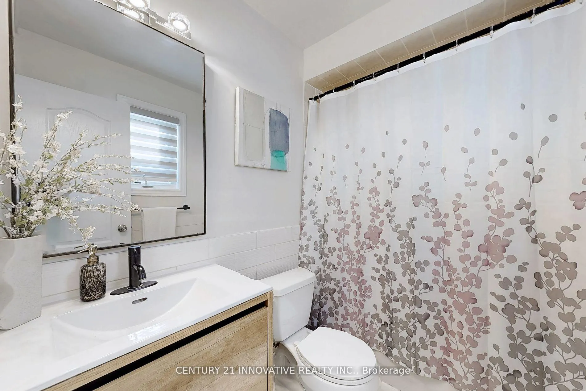 Photo 35 of 33 Ferncliffe Crescent, Markham, Cedarwood — HOMEH