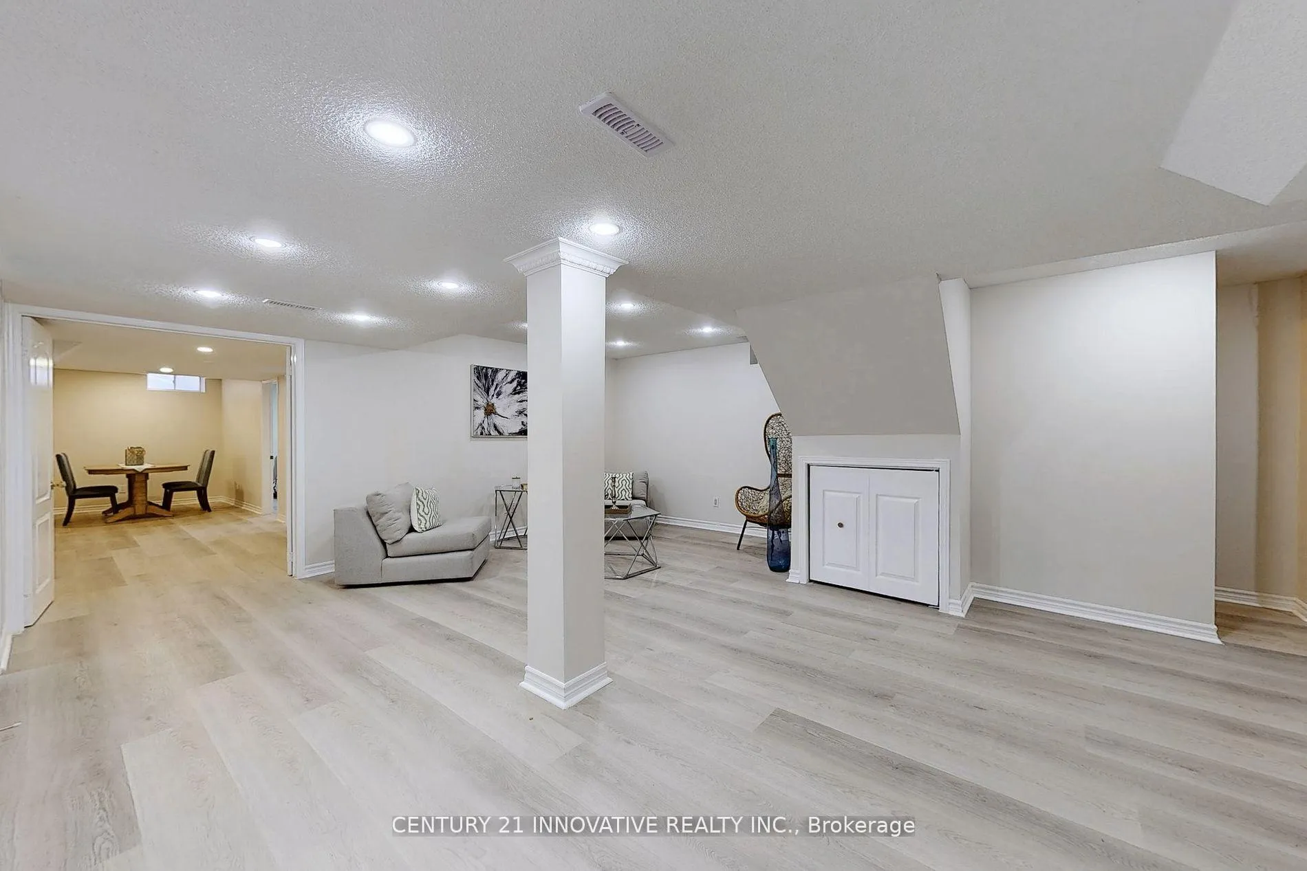 Photo 36 of 33 Ferncliffe Crescent, Markham, Cedarwood — HOMEH