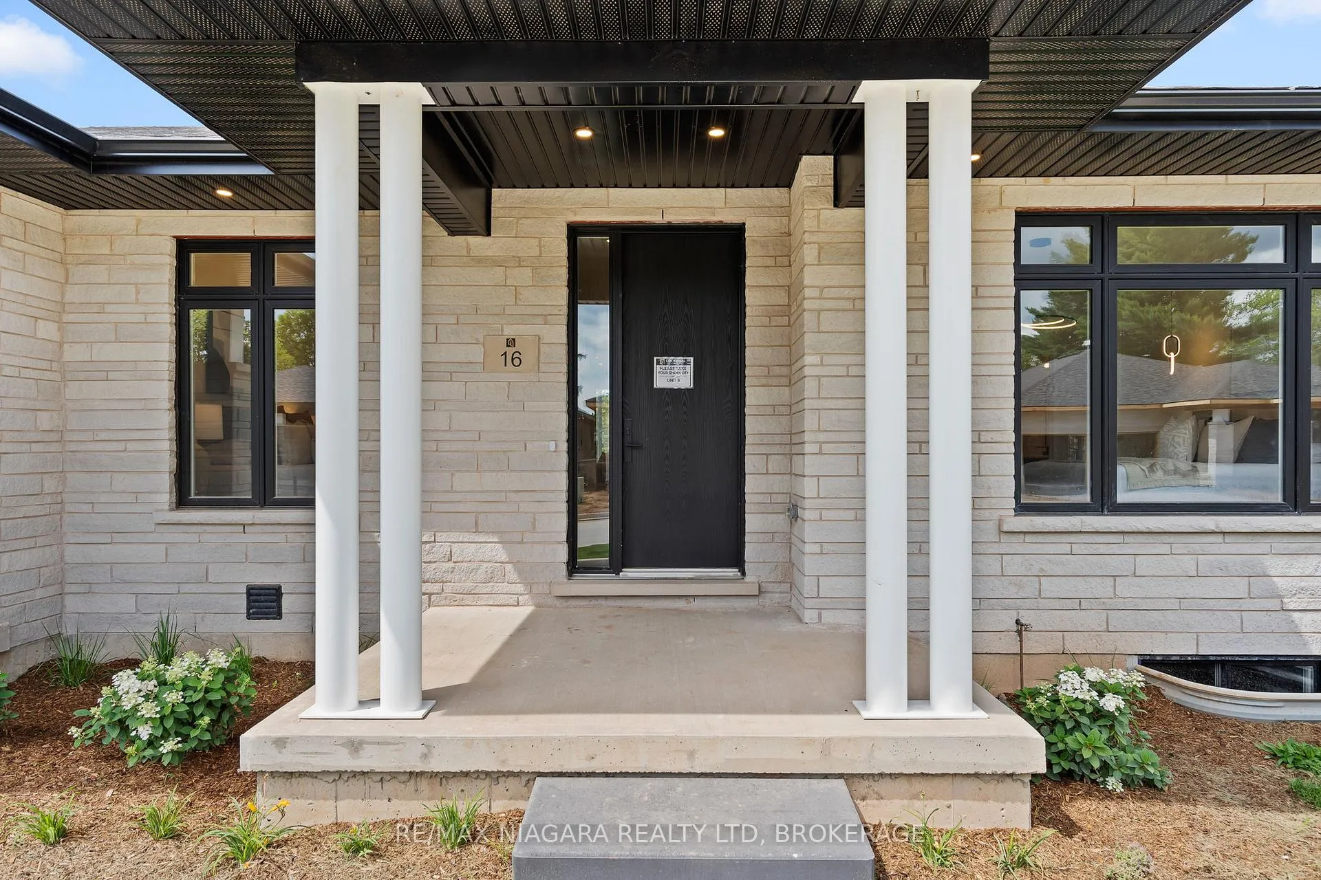 Photo 4 of 7 Accursi Crescent, Pelham, Fonthill — HOMEH