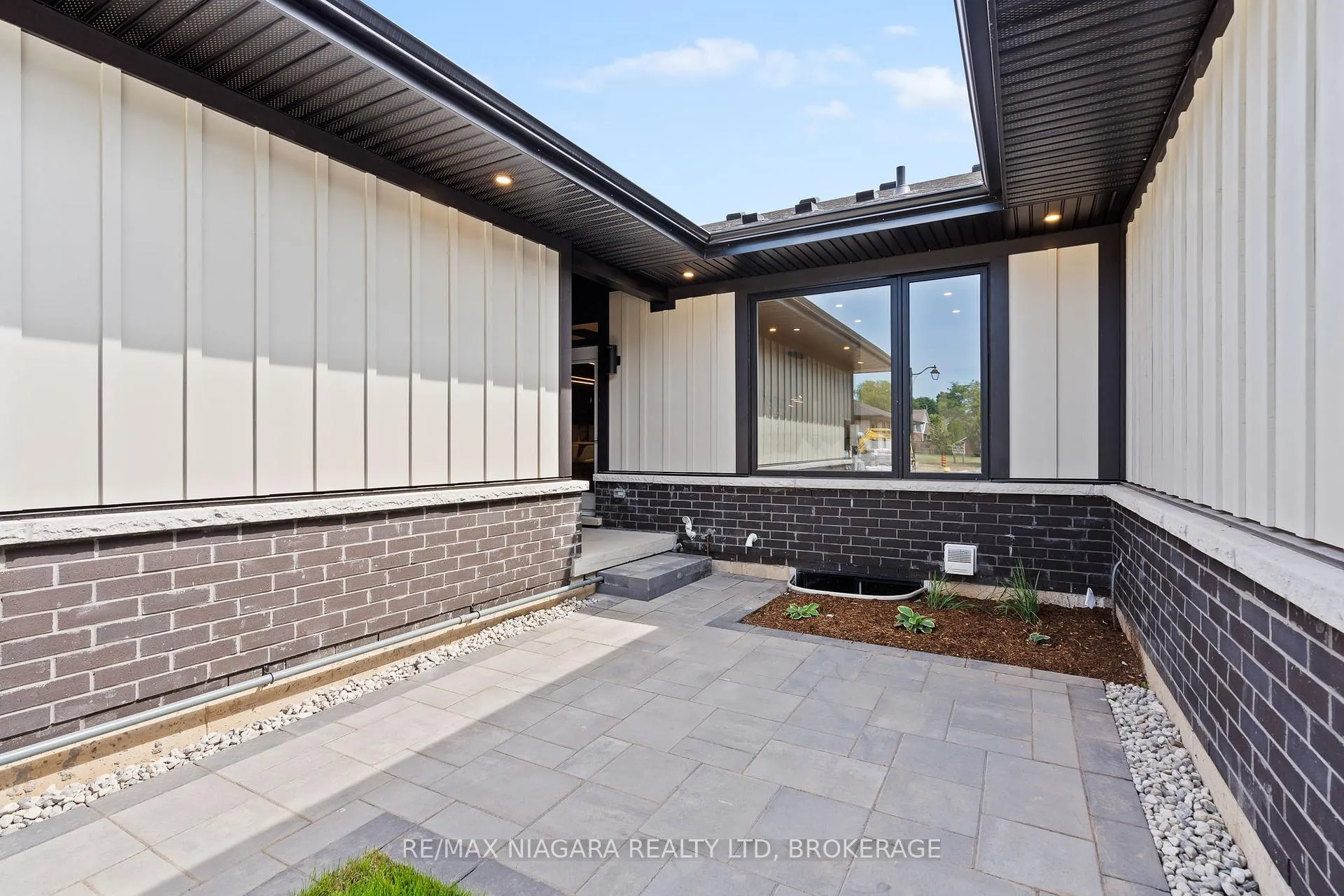 Photo 26 of 7 Accursi Crescent, Pelham, Fonthill — HOMEH