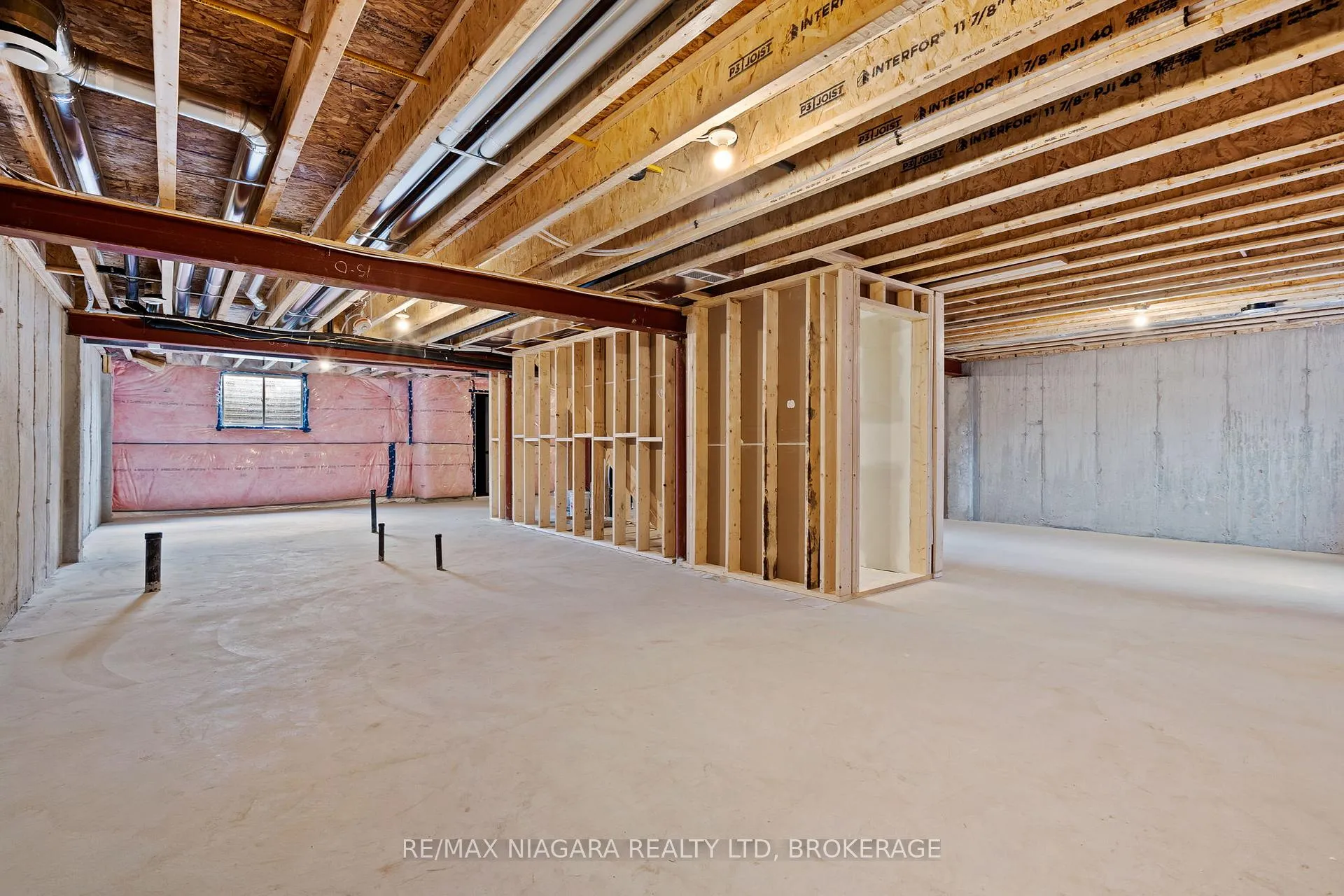 Photo 29 of 7 Accursi Crescent, Pelham, Fonthill — HOMEH