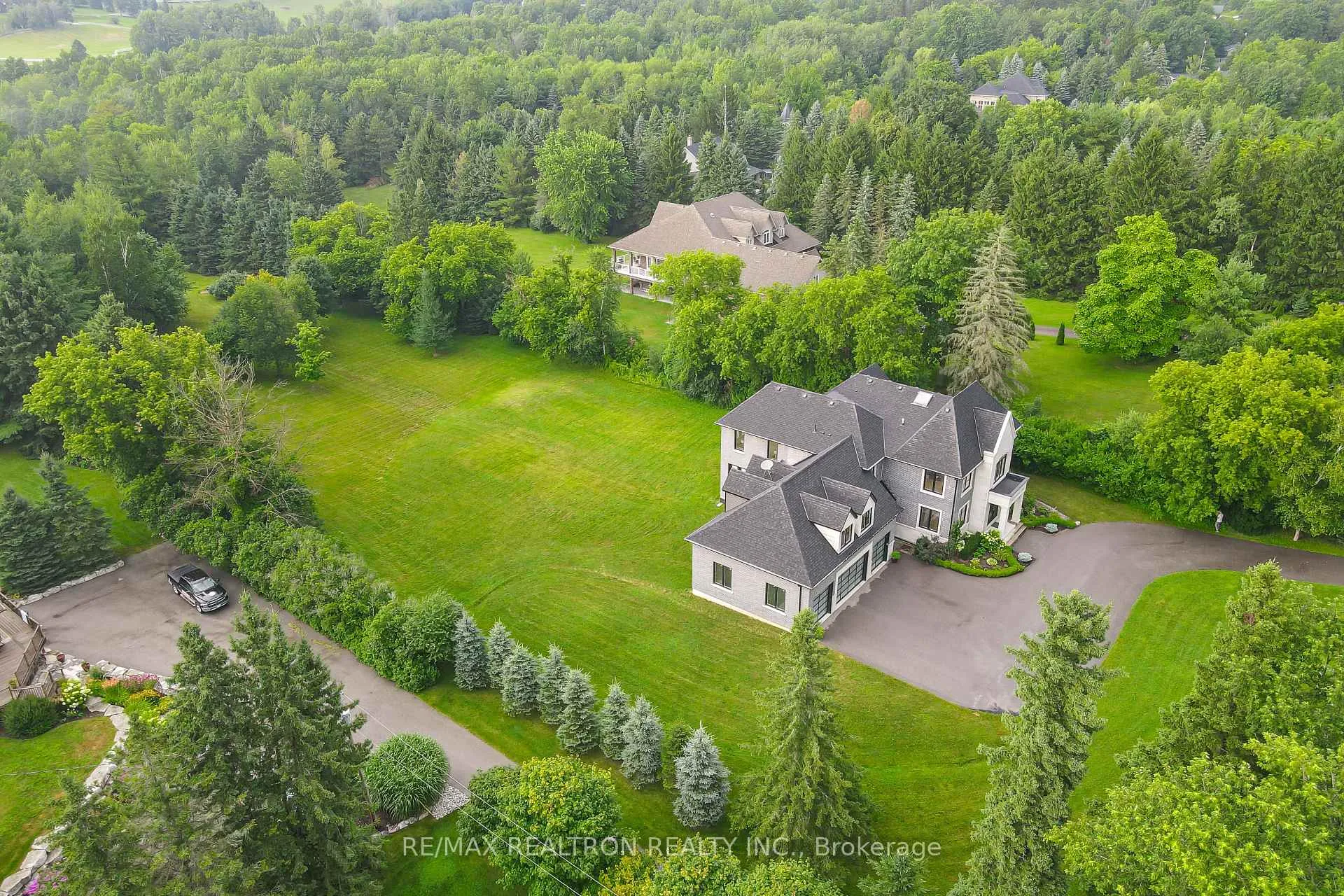 Photo 32 of 260 Churchill Avenue, King, Rural King — HOMEH