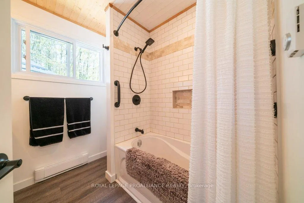 Photo 14 of 1043 D Big Clear Lane, Frontenac, Frontenac Centre — HOMEH