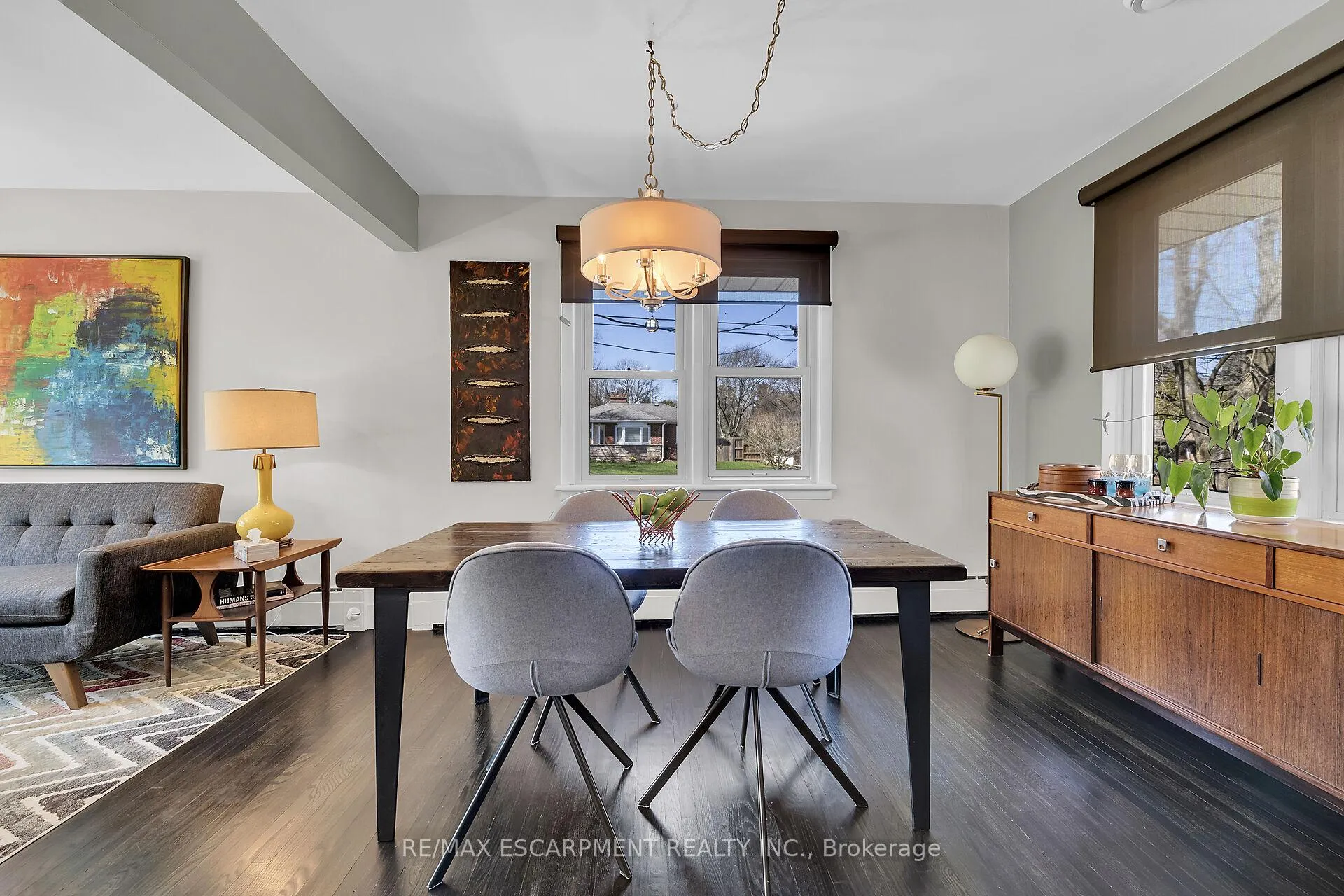 Photo 17 of 31 Tally Ho Drive, Hamilton, Dundas — HOMEH