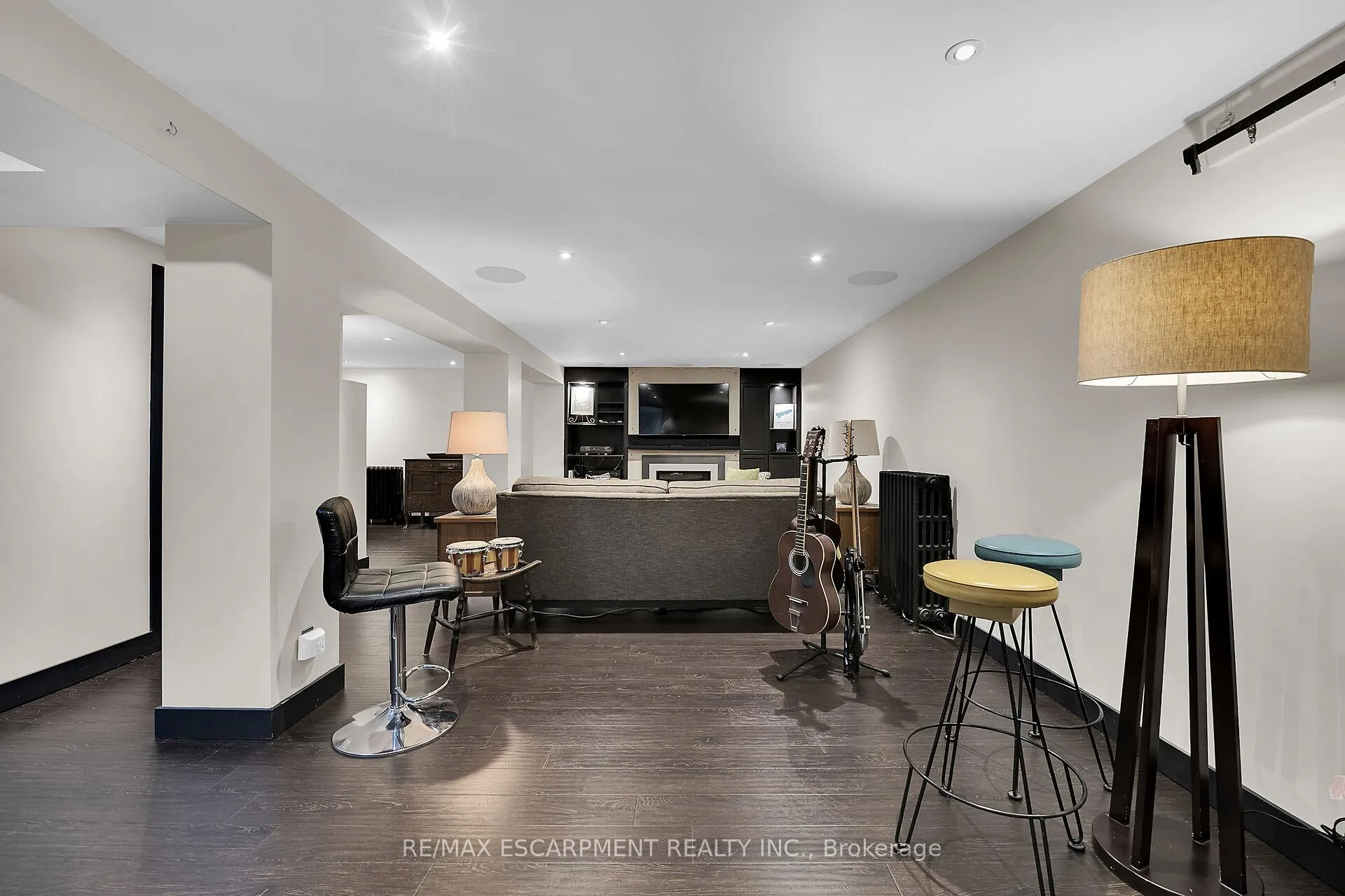 Photo 31 of 31 Tally Ho Drive, Hamilton, Dundas — HOMEH