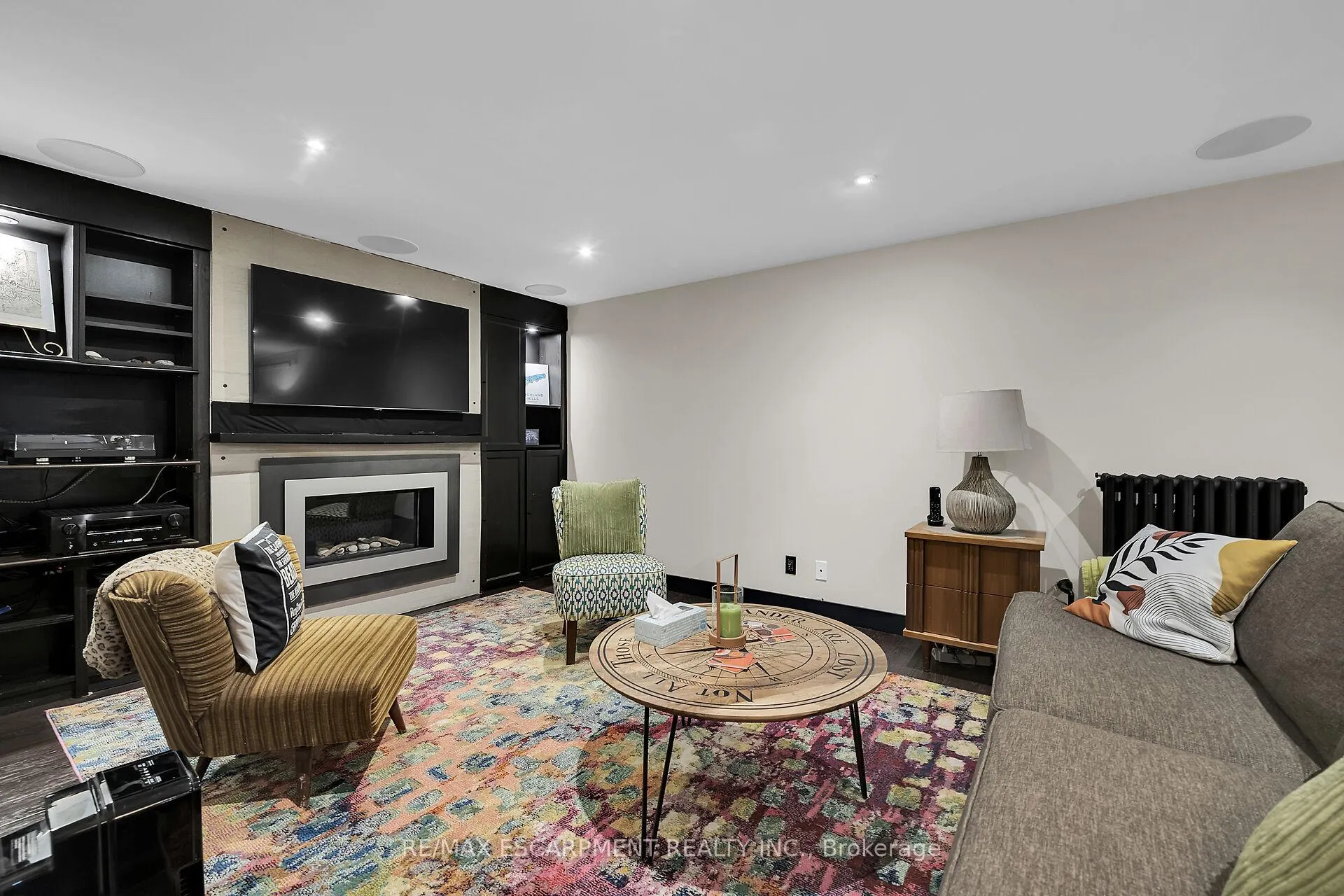 Photo 34 of 31 Tally Ho Drive, Hamilton, Dundas — HOMEH
