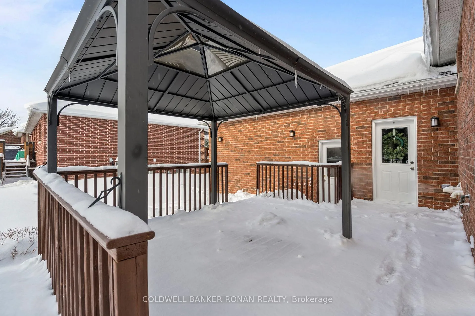 Photo 32 of 43 George Street, Clearview, Creemore — HOMEH