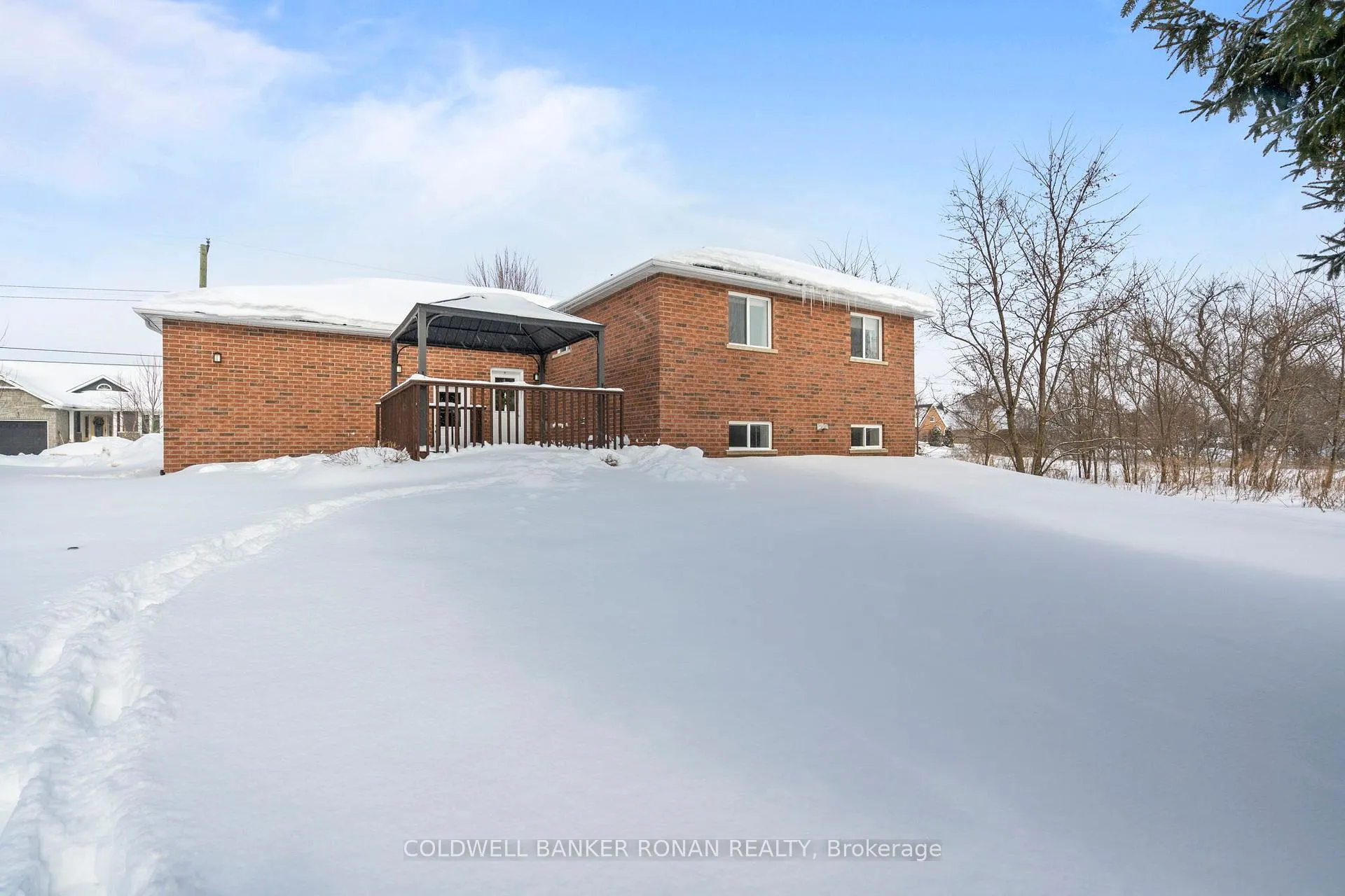 Photo 33 of 43 George Street, Clearview, Creemore — HOMEH