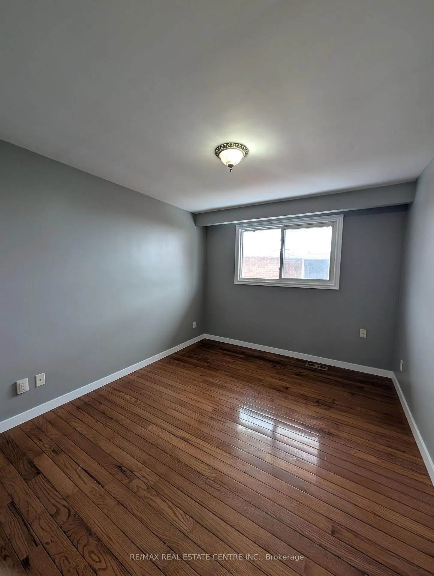 Photo 7 of 55 Guelph Street, Guelph, Junction/Onward Willow — HOMEH